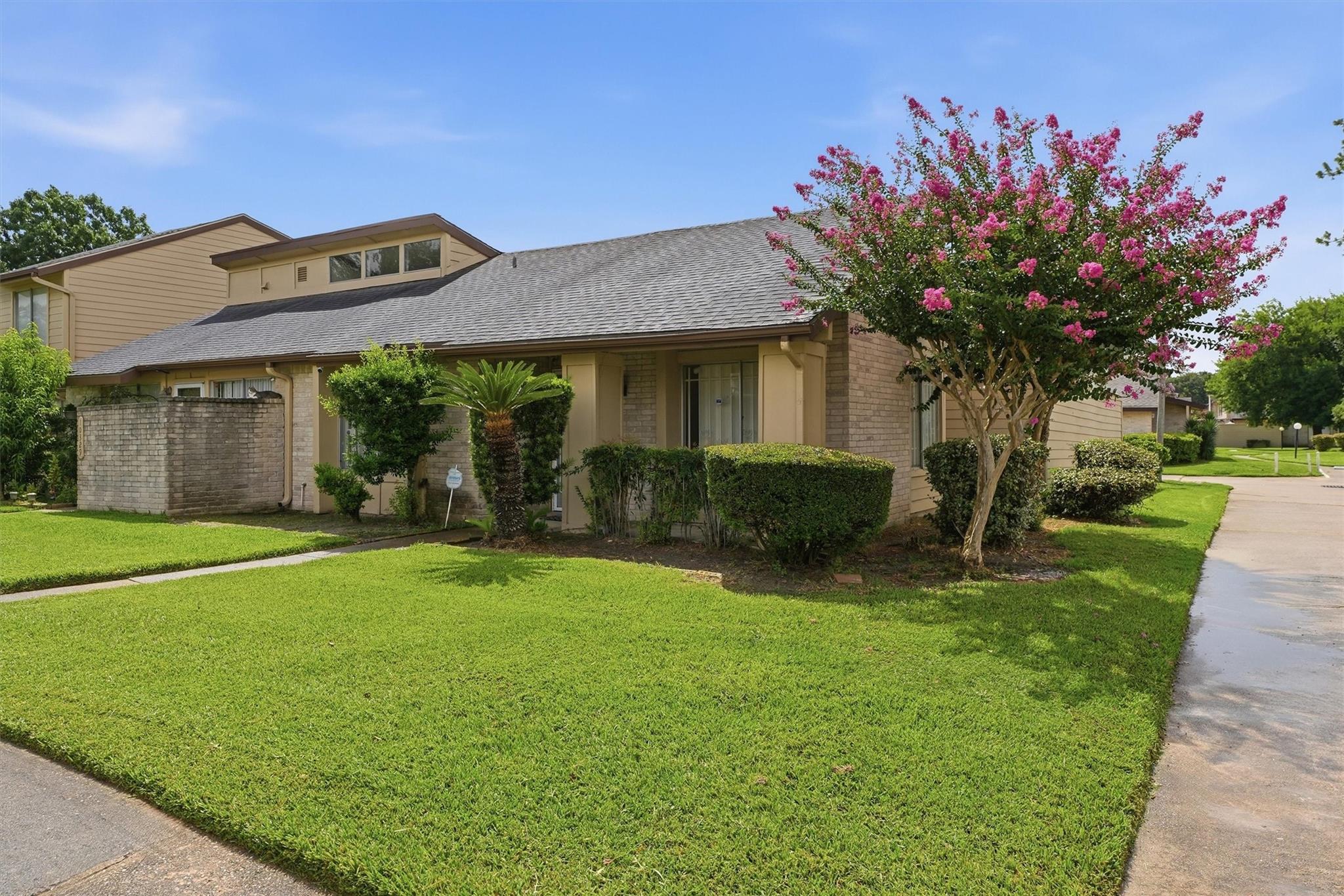 10331 Huntington Place Drive #331 — photo