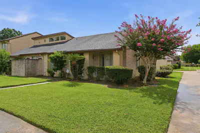 10331 Huntington Place Drive #331 — photo