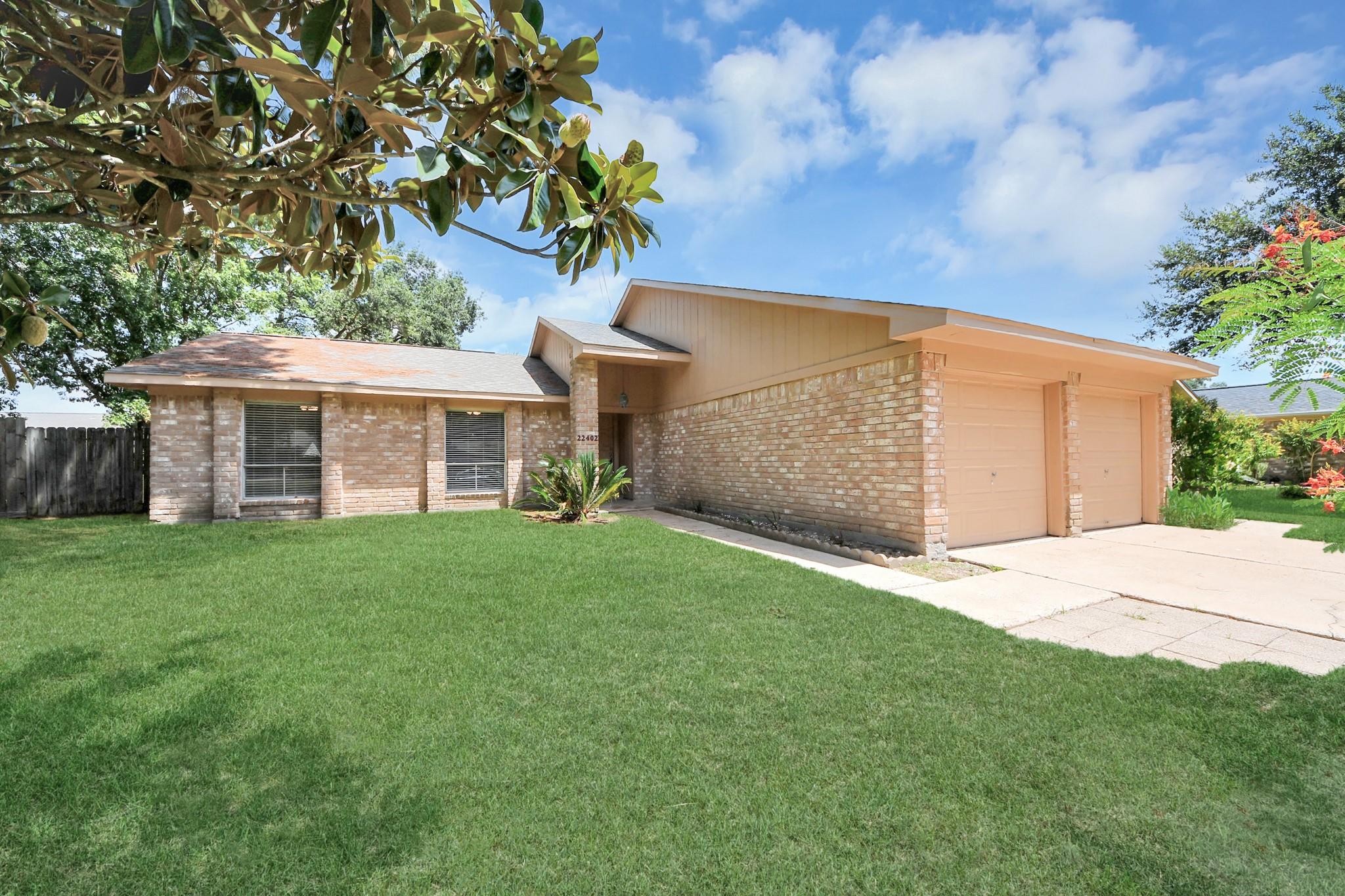 22402 Woodrose Drive — photo