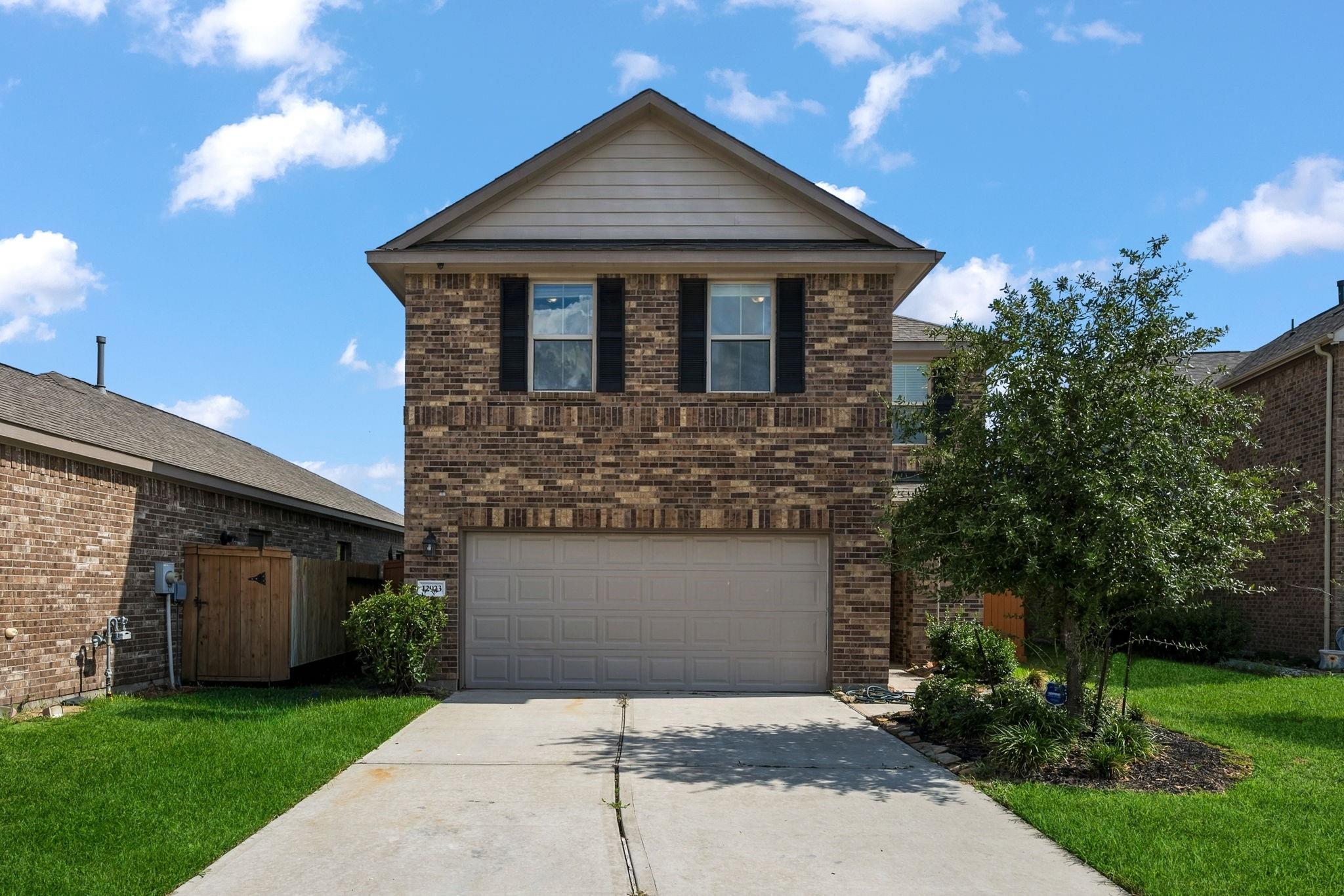 12923 Crombie Drive — photo