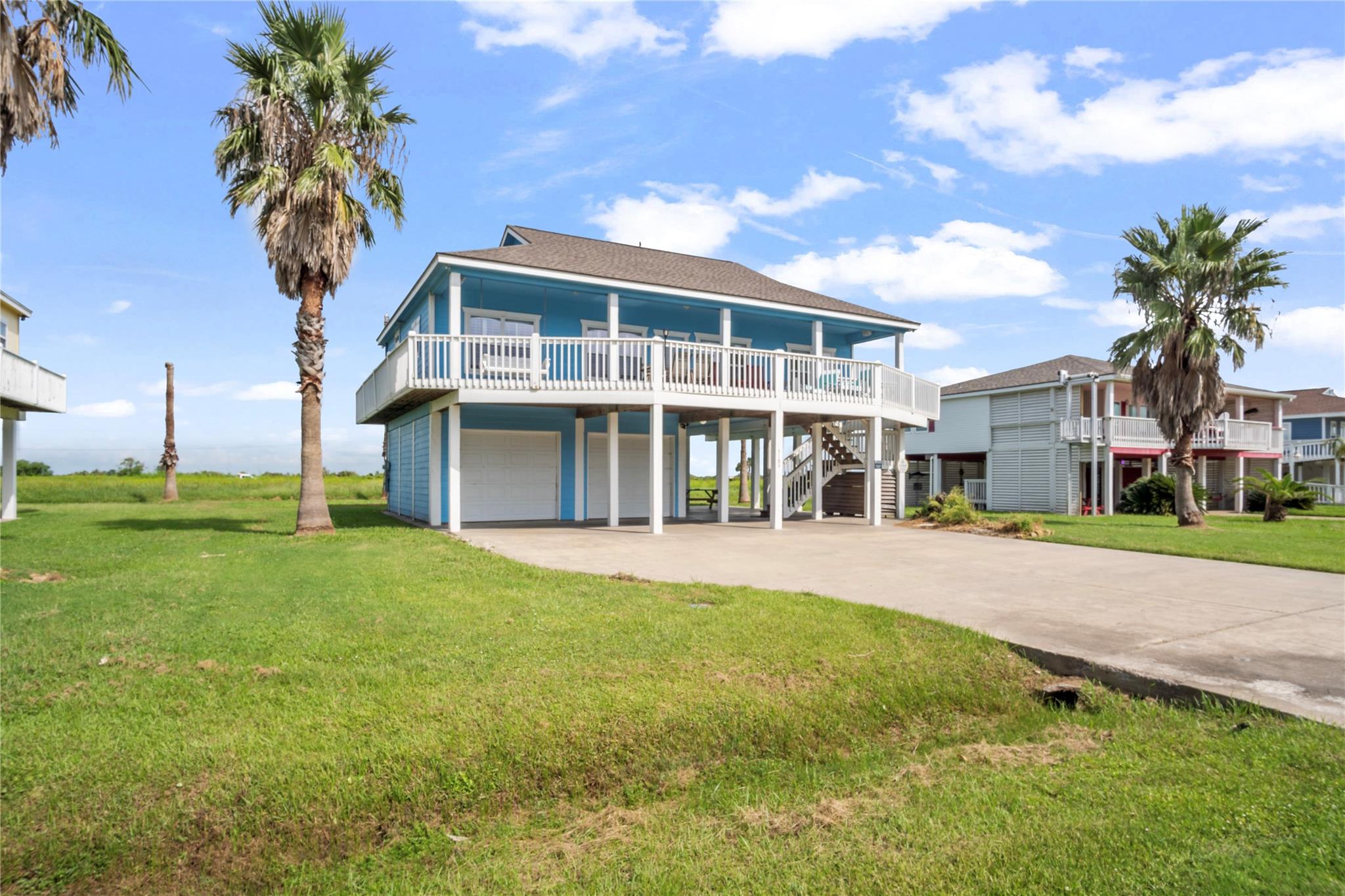 3189 Castle Drive — photo