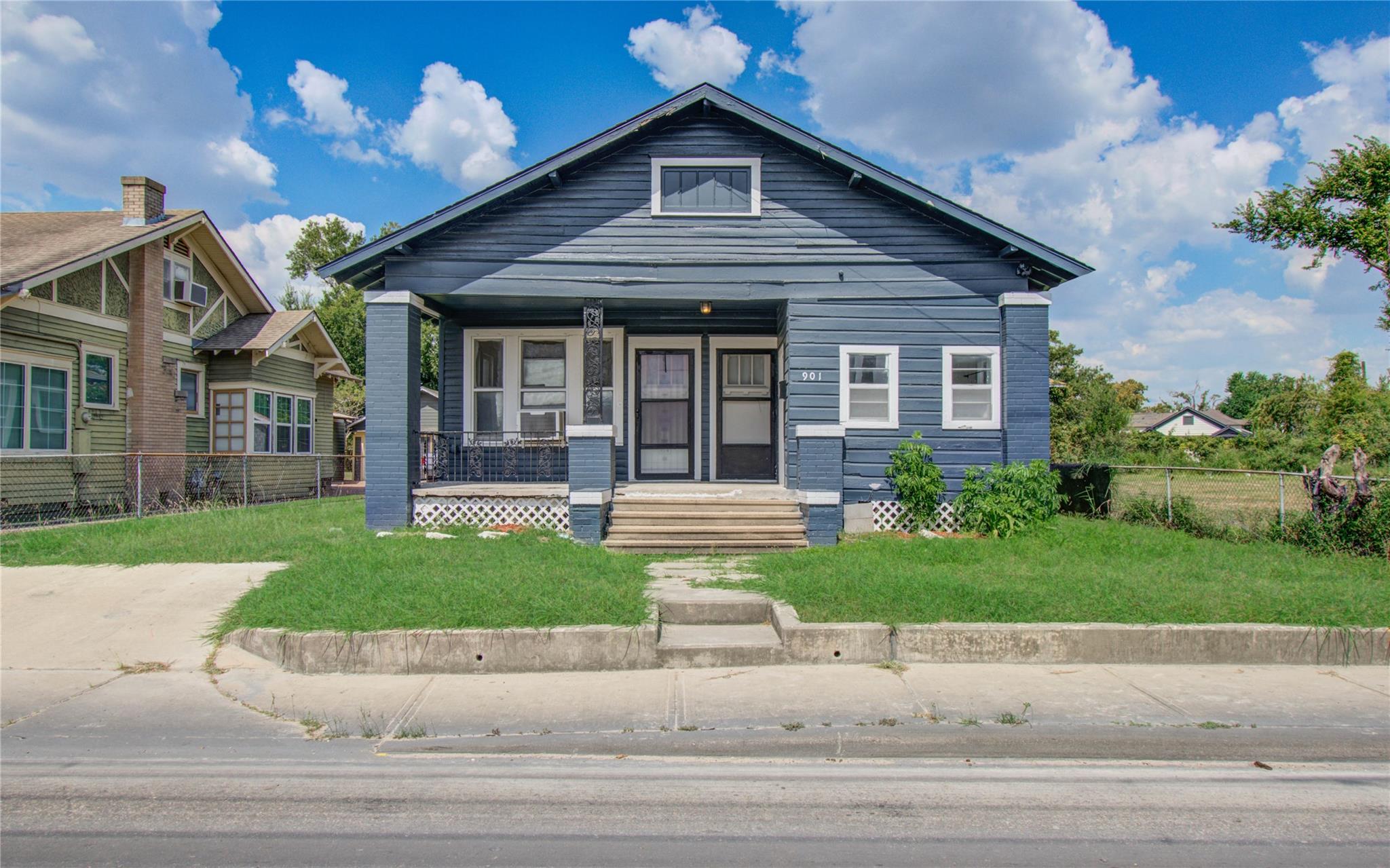 901 Boundary Street — photo