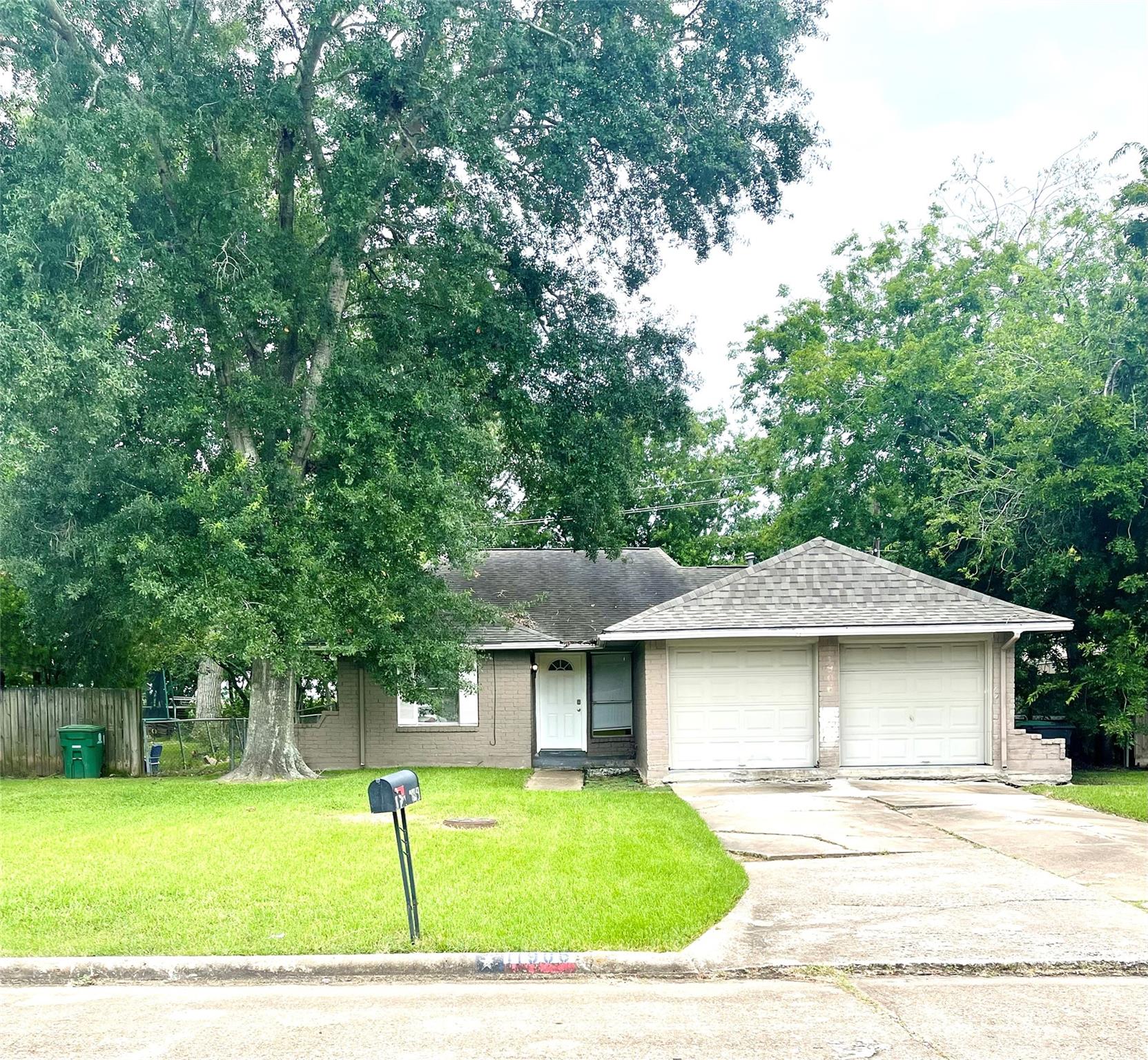 11906 Binghampton Drive — photo