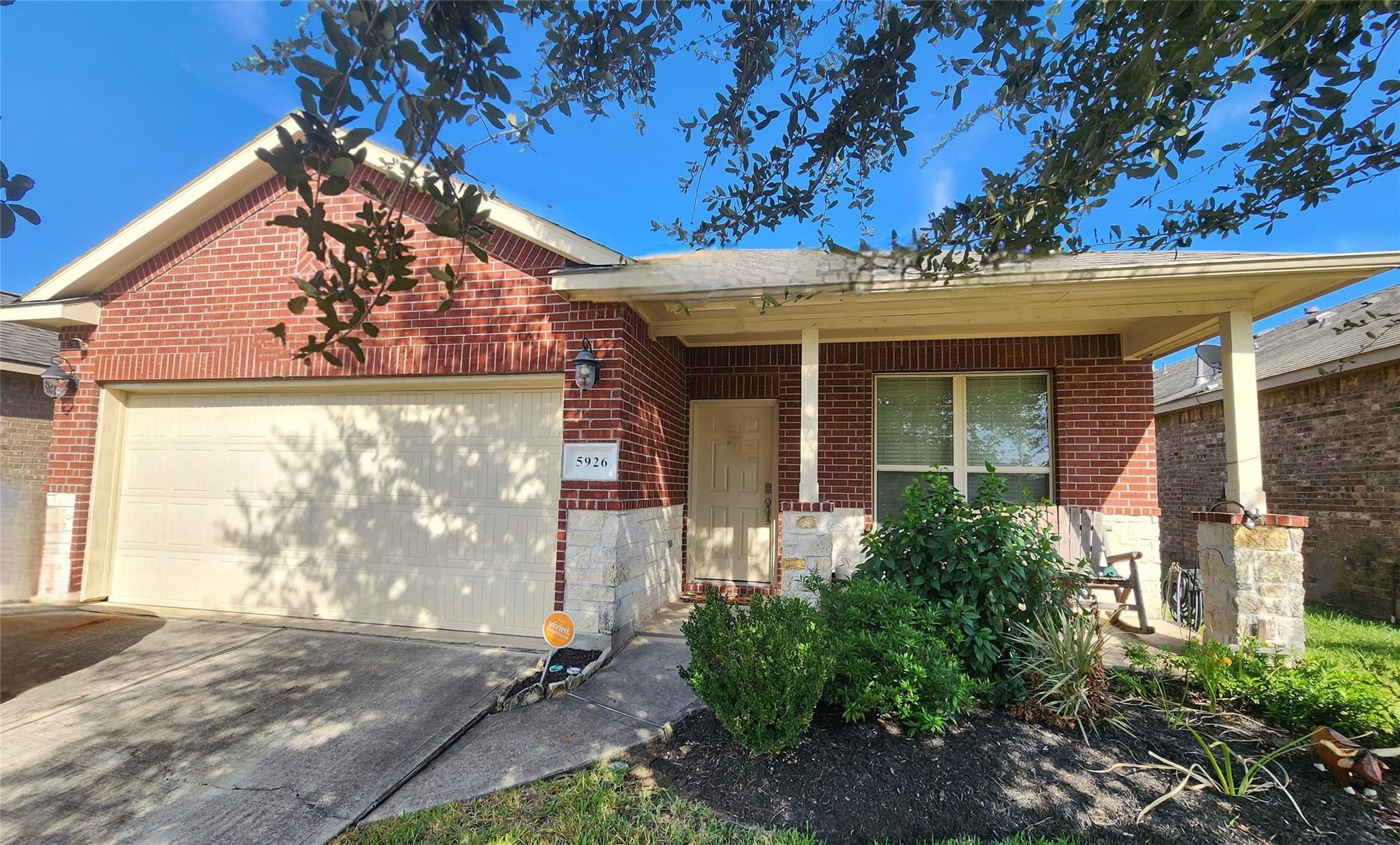 5926 Sunflower Prairie Court — photo