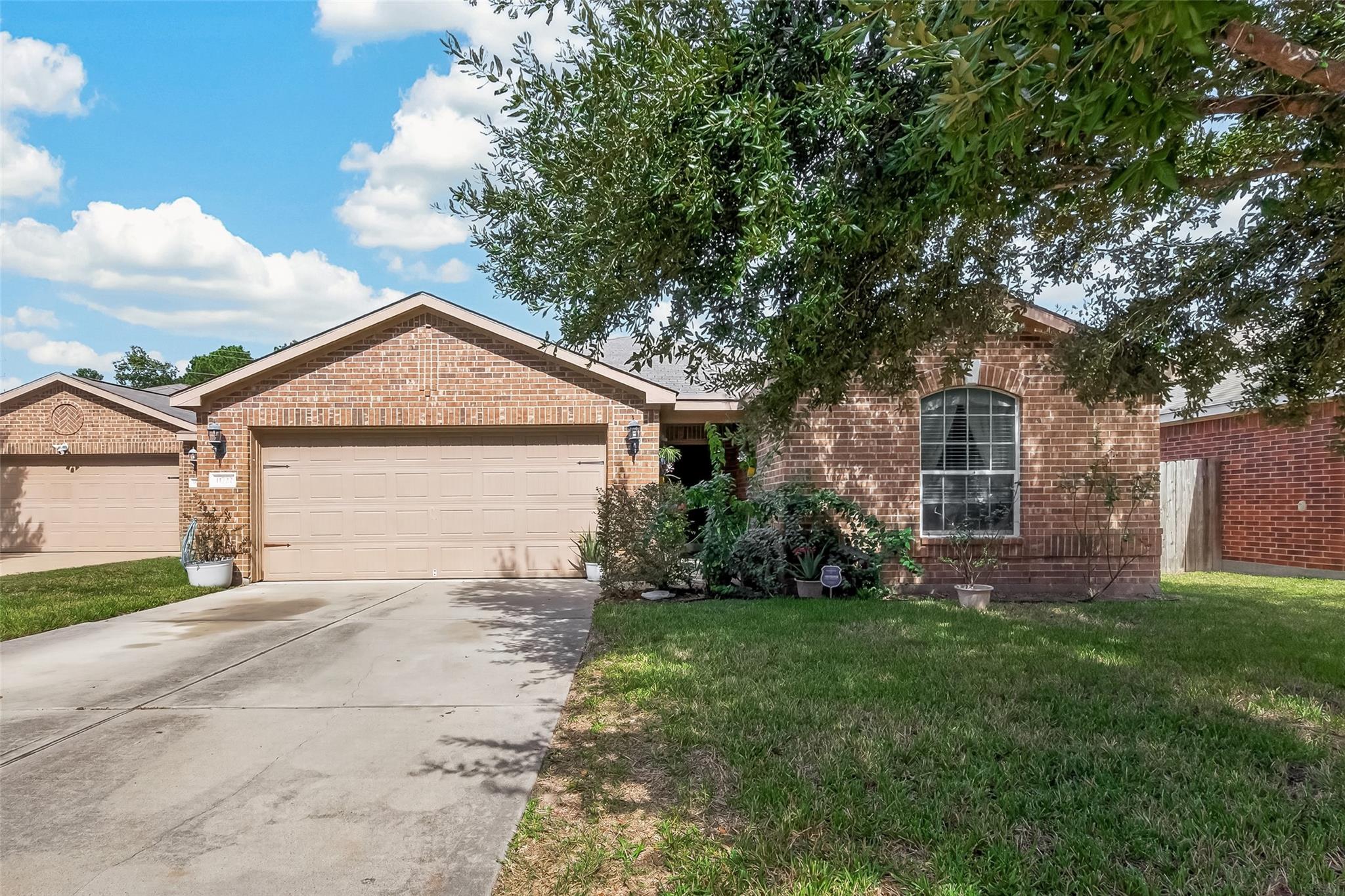 11722 Elizabeth Court — photo