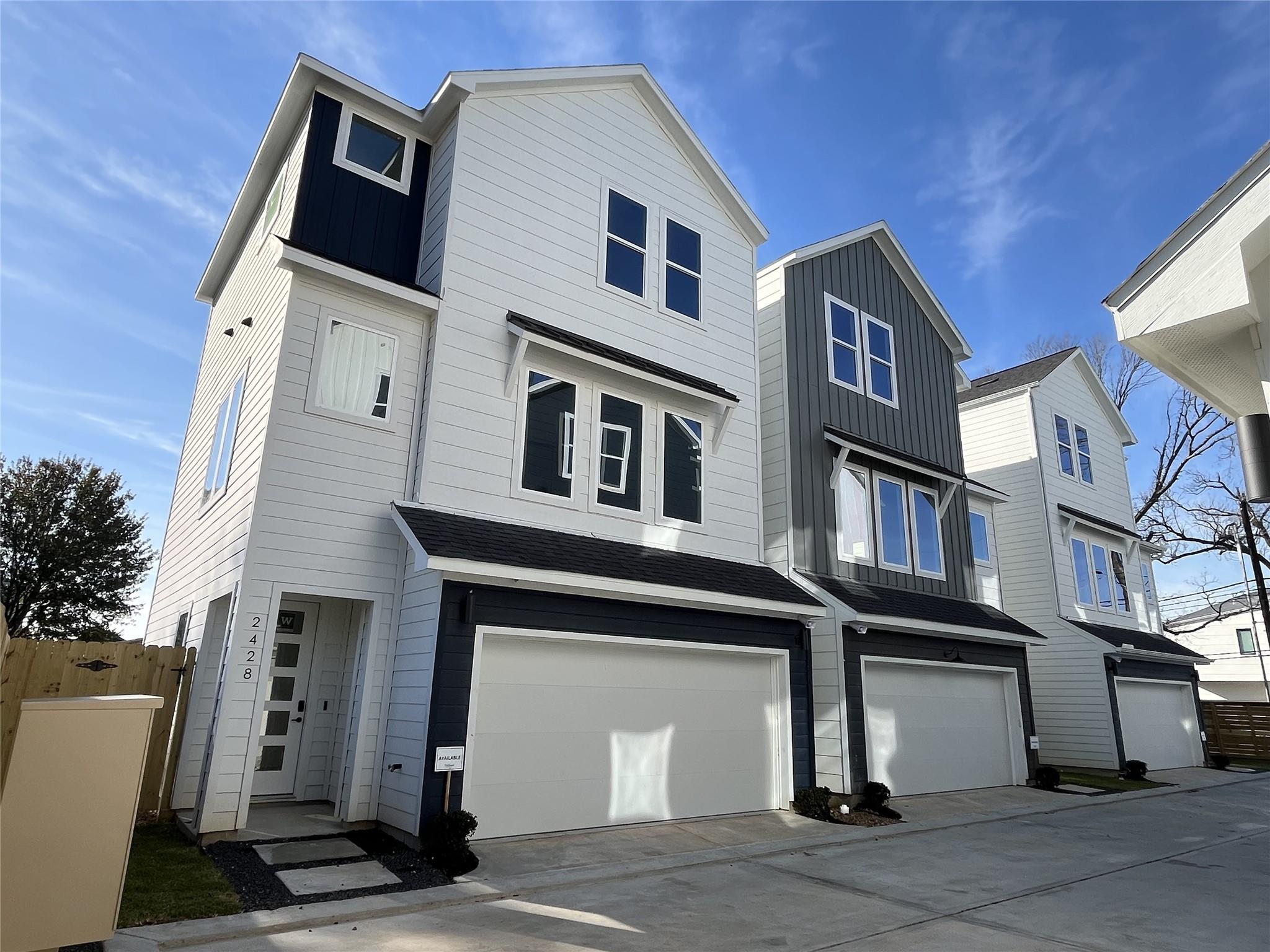 2428 Freeman Street — photo