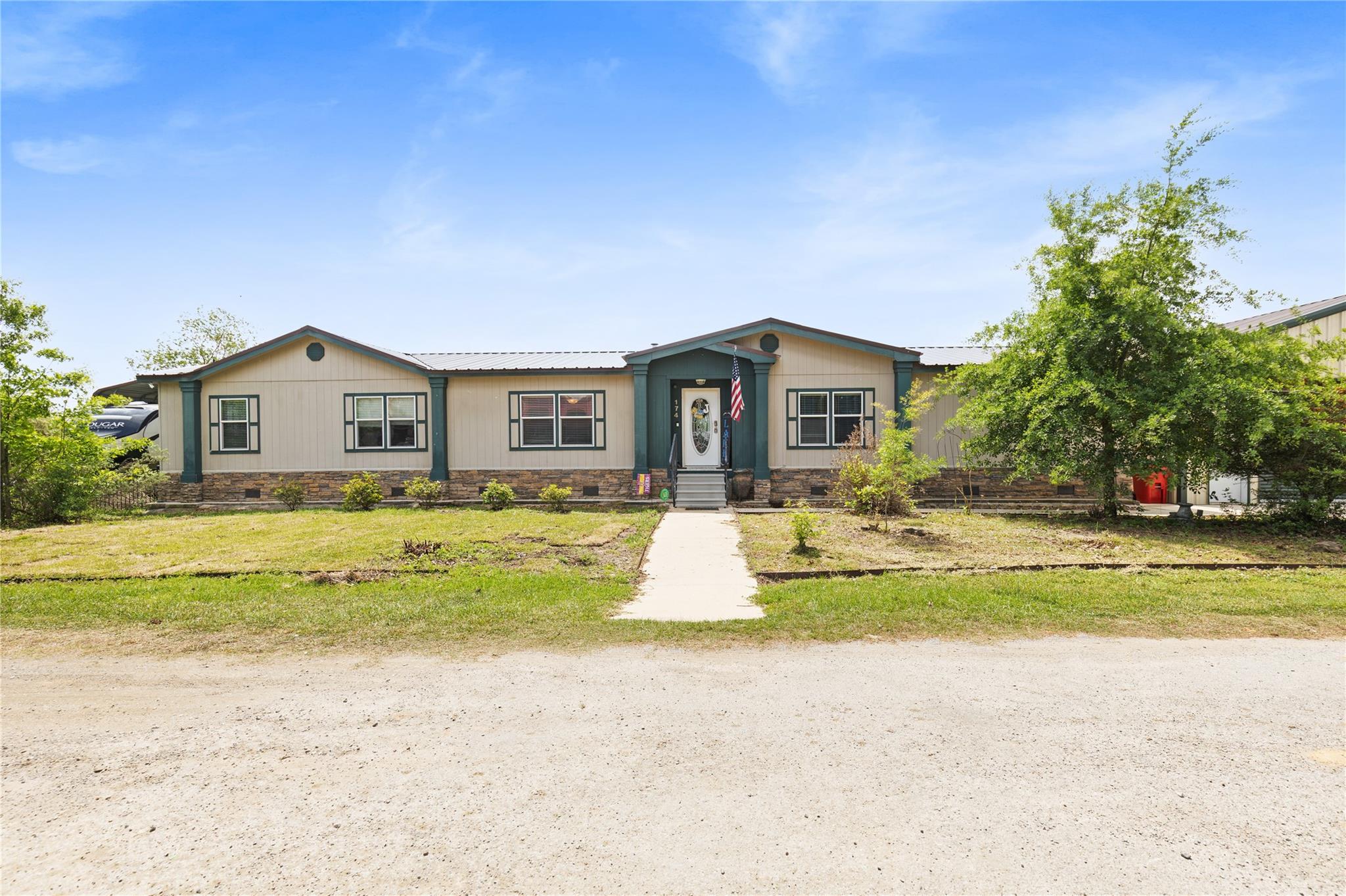 174 Lake Front Drive, Trinity, TX 75862 — photo 2