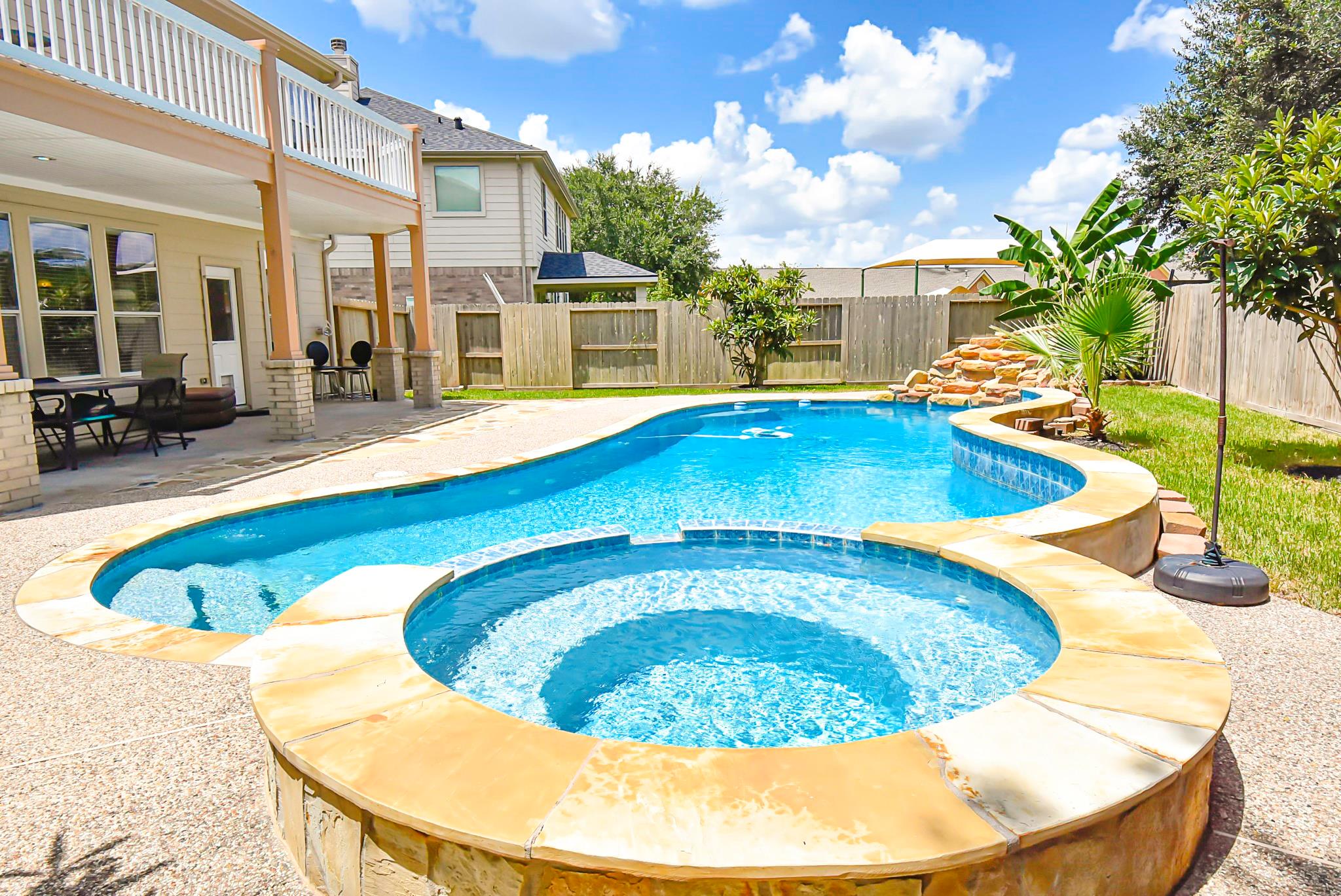 2415 Braypark Lane — photo