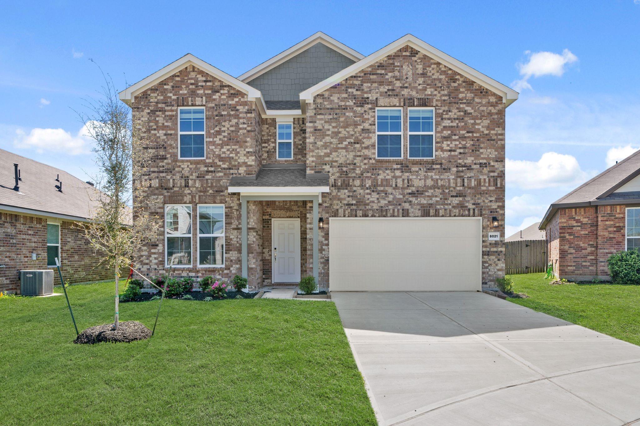8021 Aquamarine Court — photo