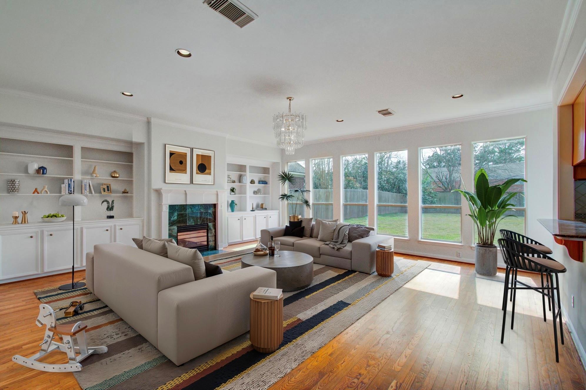 5425 Loch Lomond Drive — photo