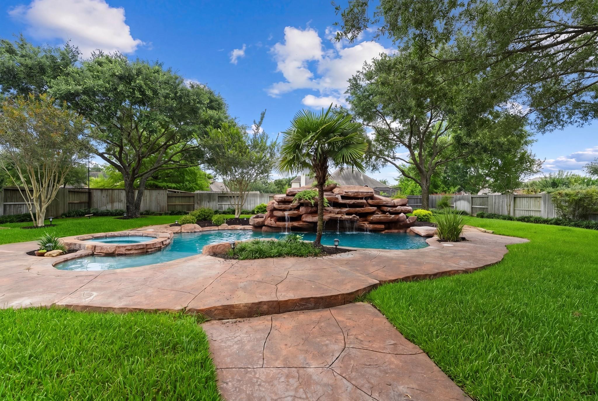 830 Lake Grayson Drive — photo