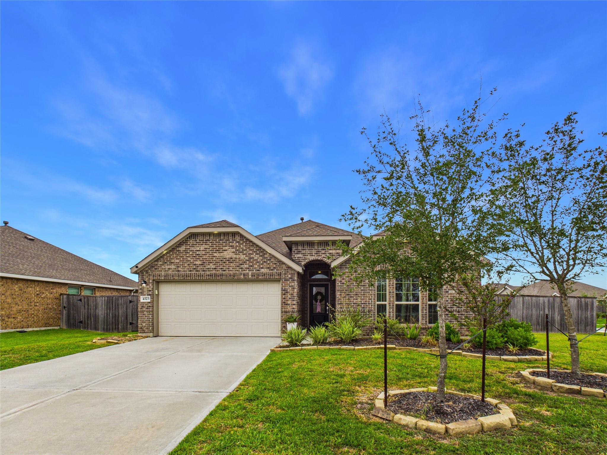 4323 Banfield Hills Lane — photo