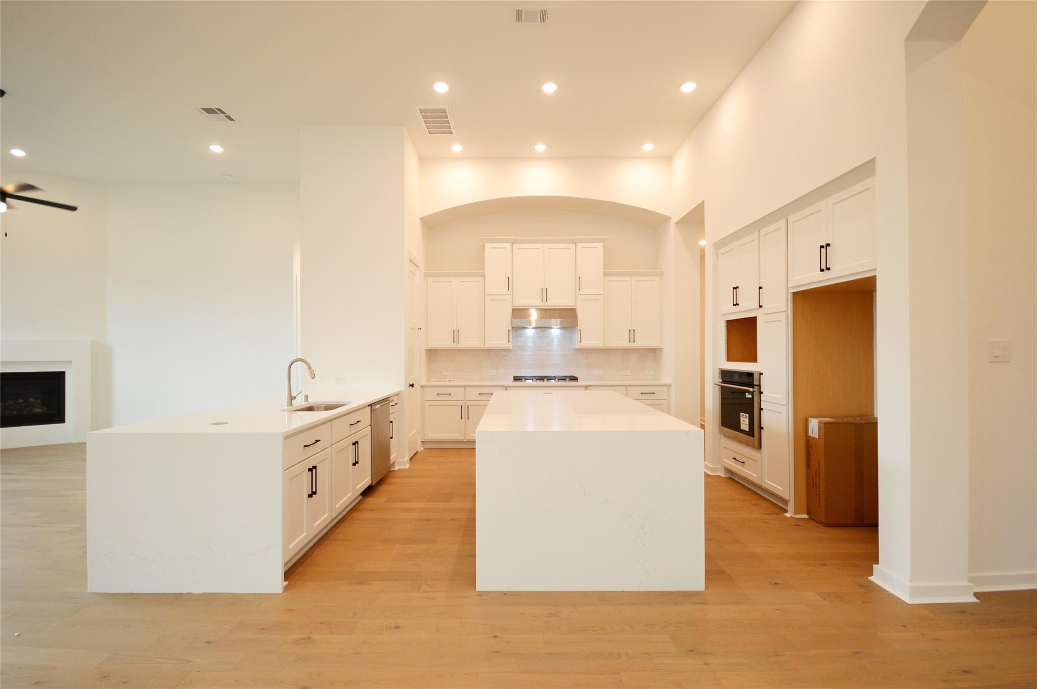 8830 Antelope Canyon Way — photo