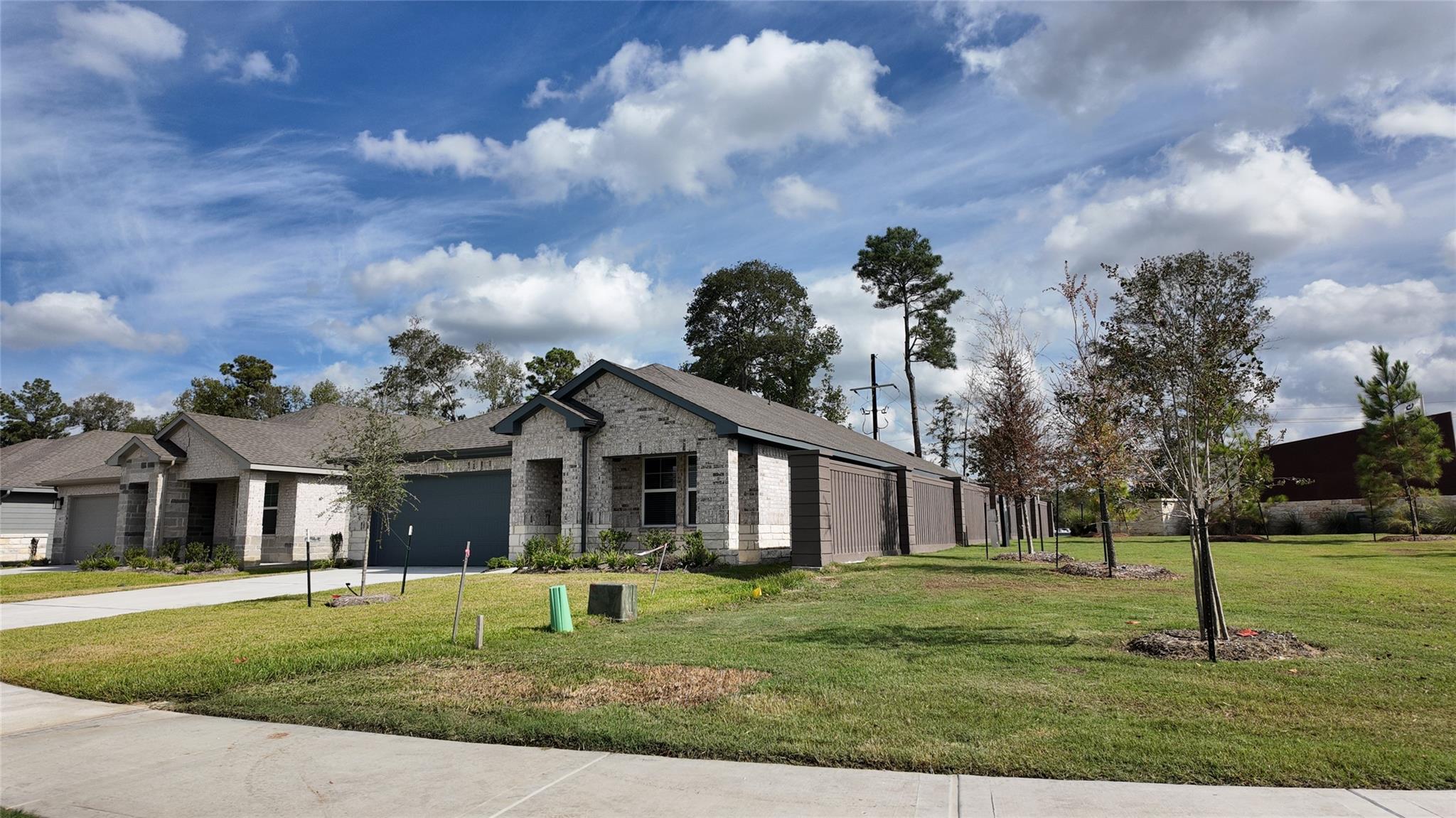 16281 Parish Pointe Court — photo