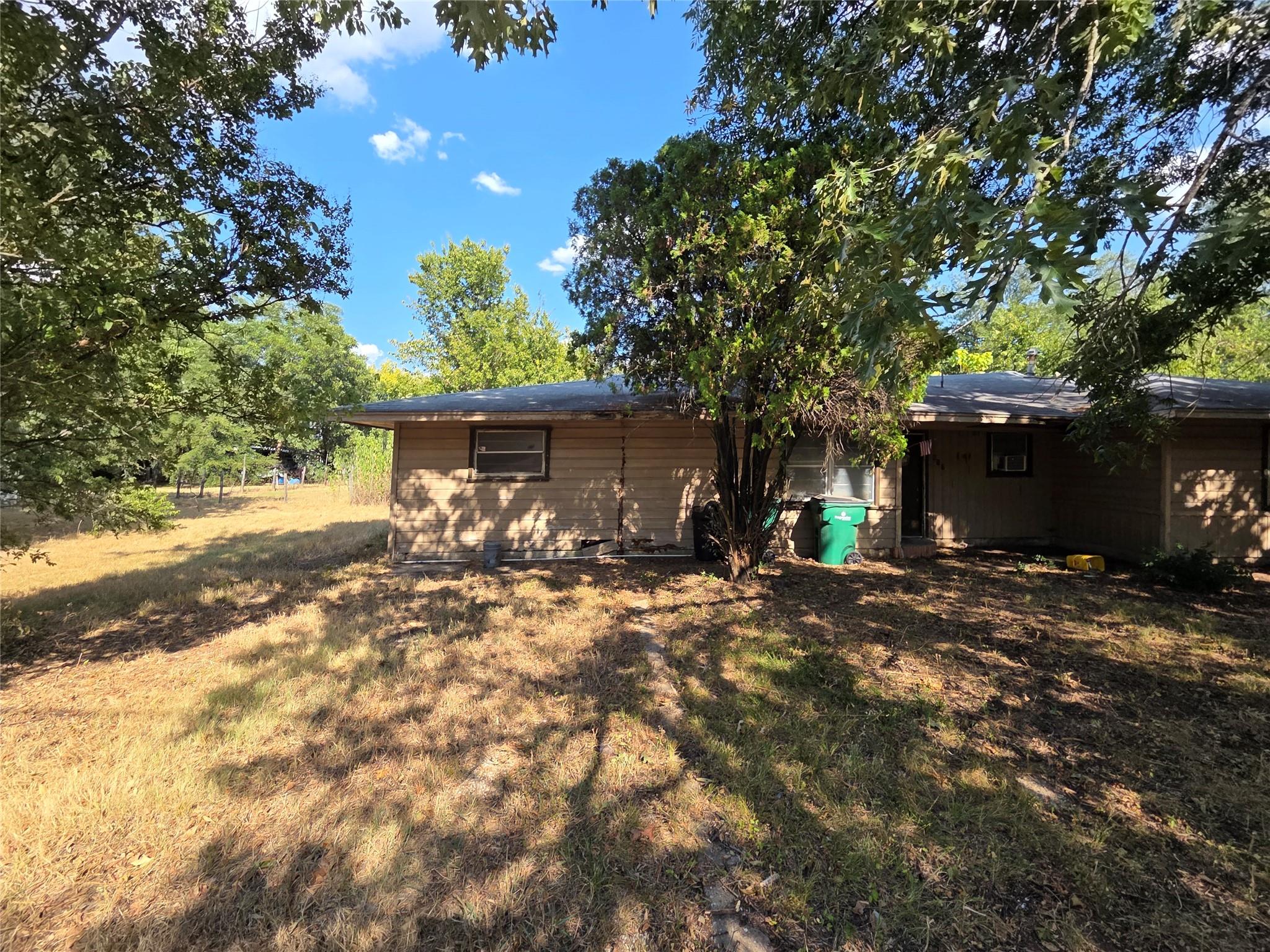 617 Grayson Street — photo