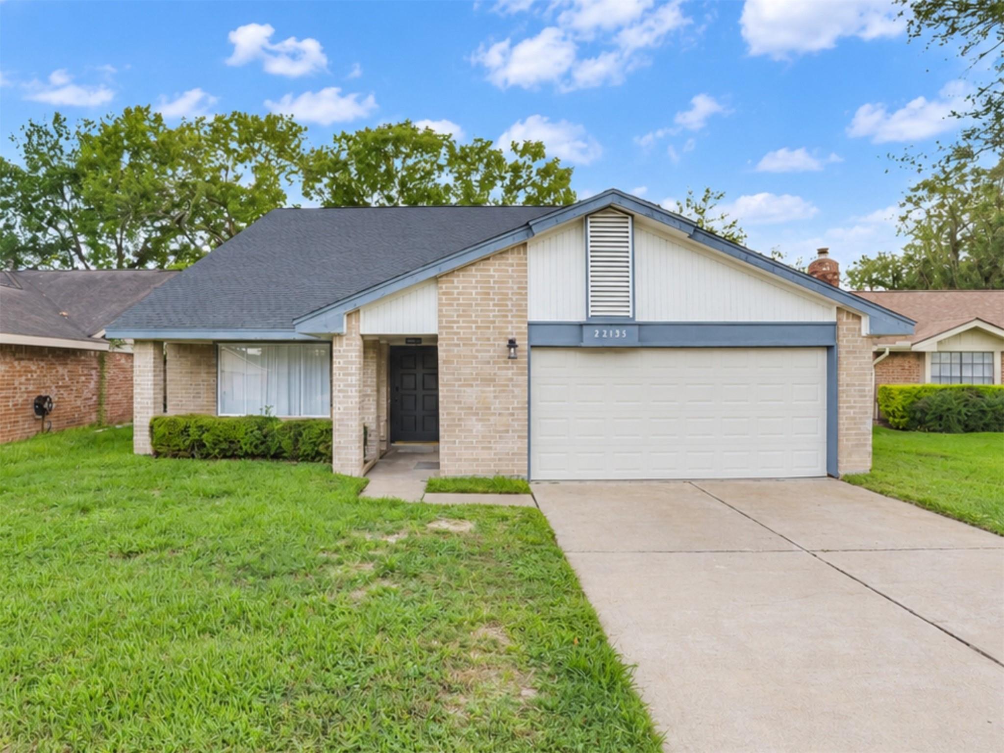 22135 Birch Valley Drive — photo
