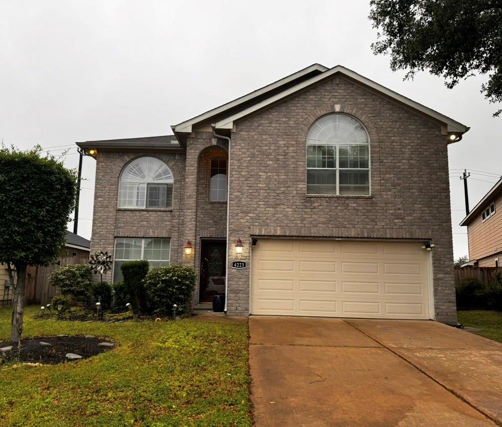 4223 Bluestem Street — photo