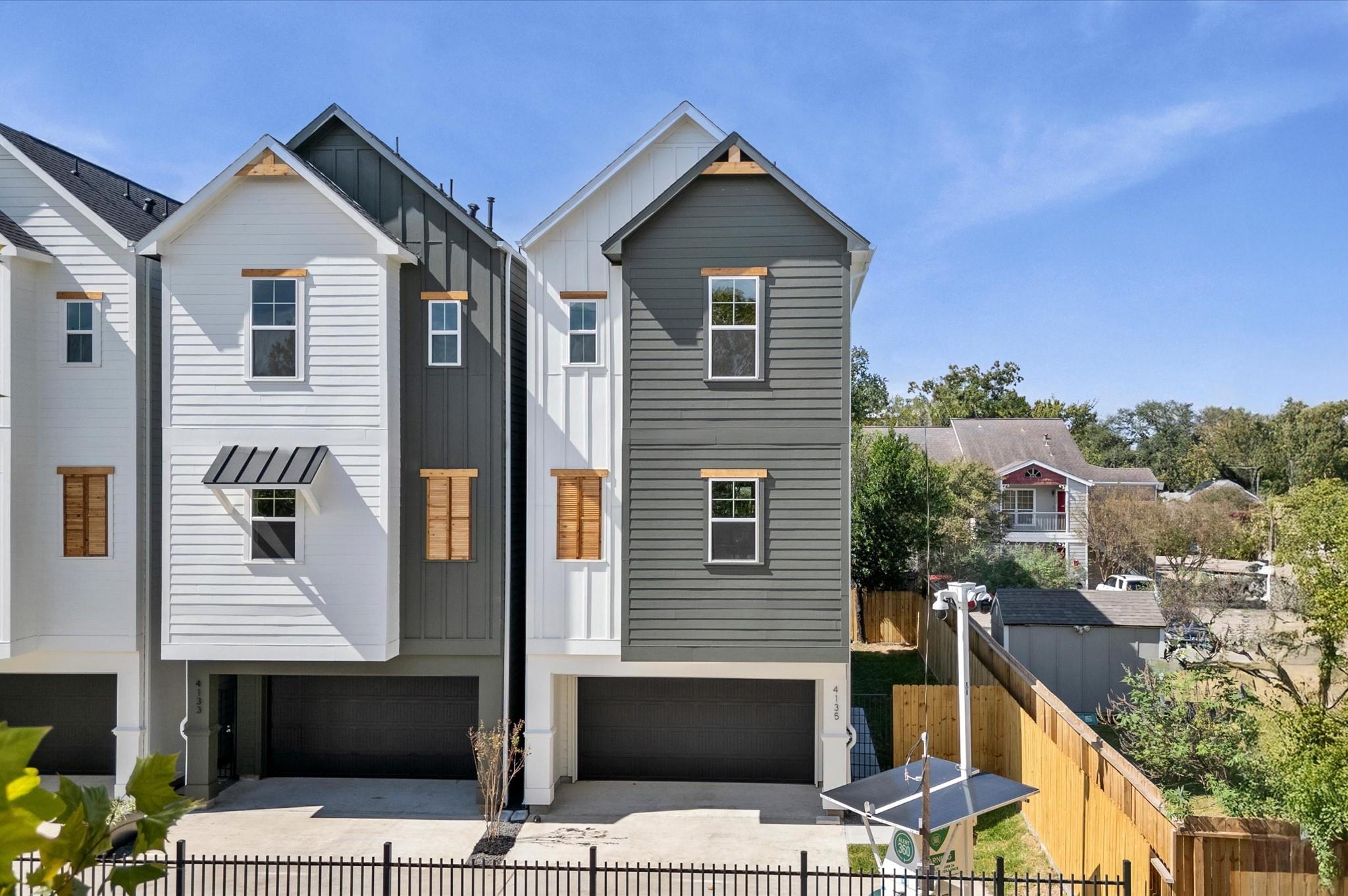 4129 De George Street — photo