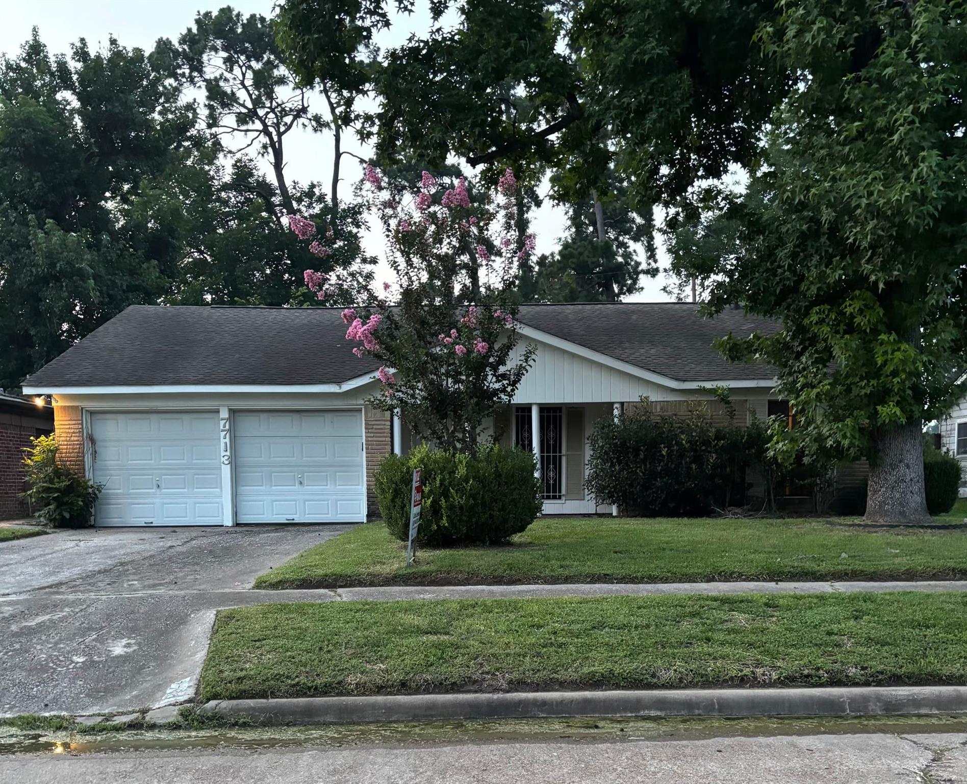7713 Cabot Street — photo