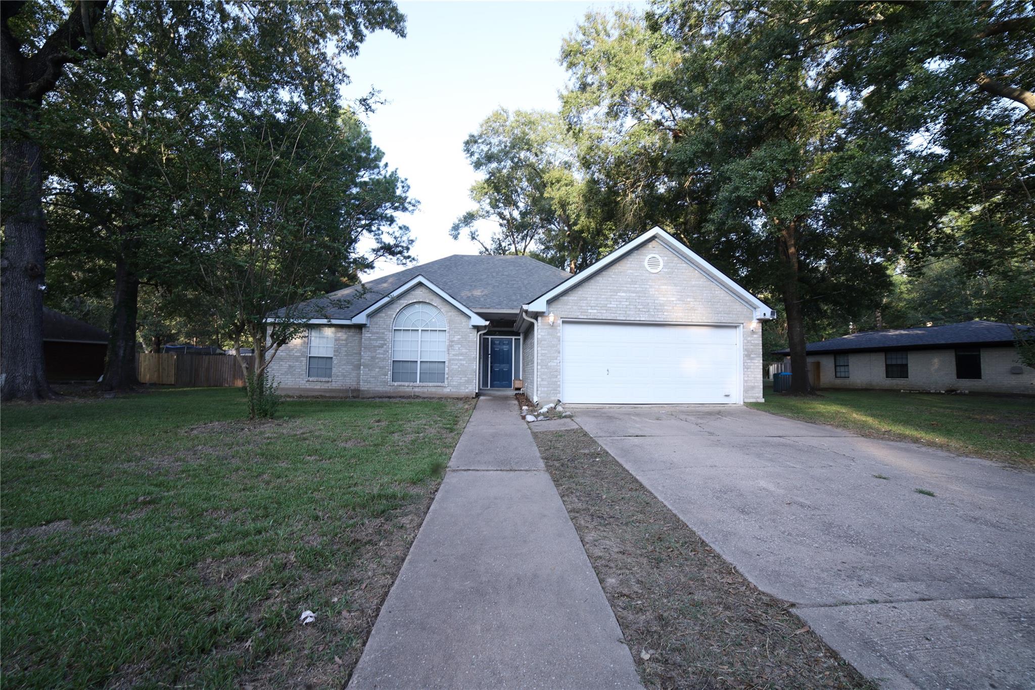 1119 Timberglen Drive — photo