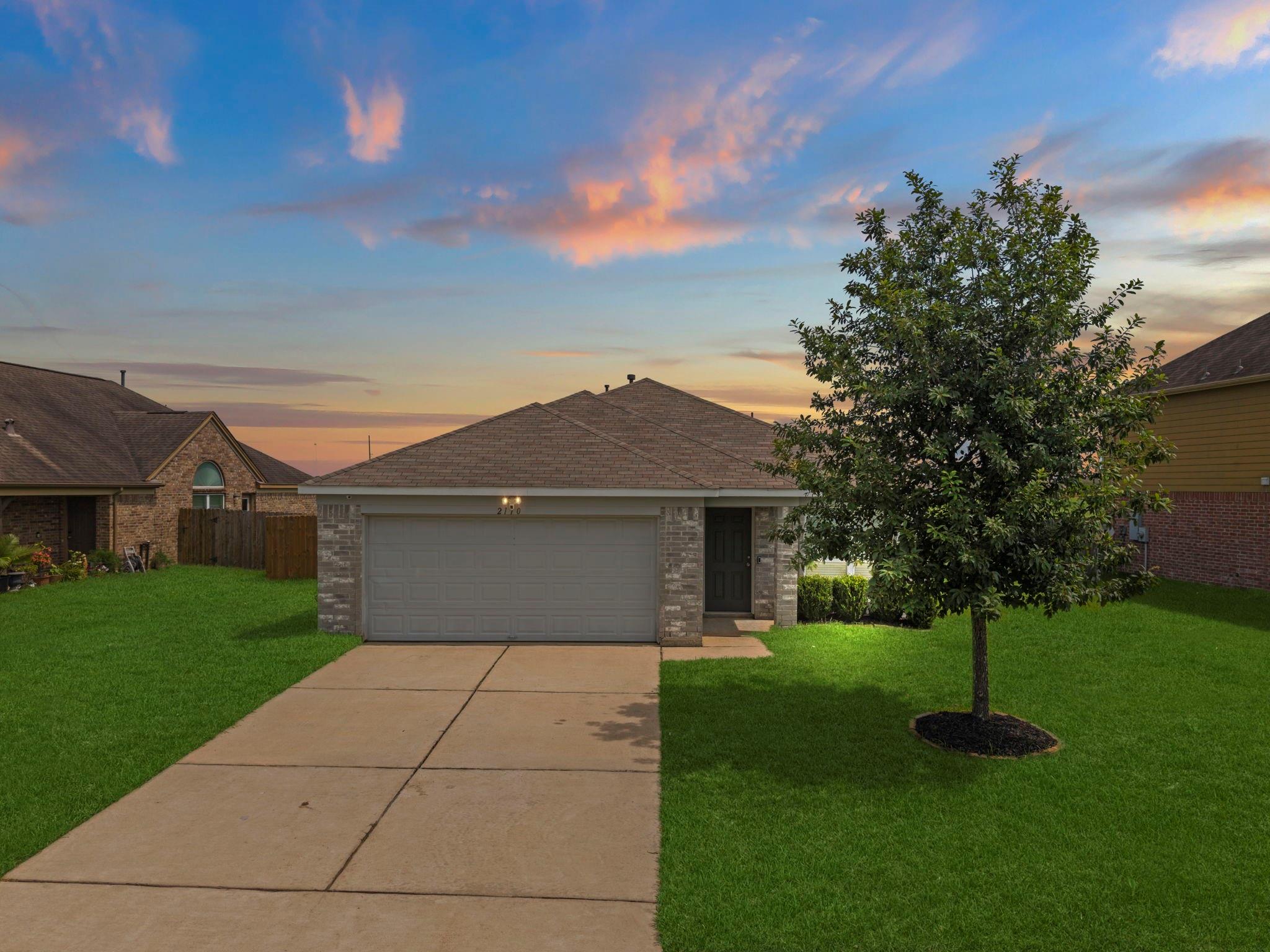 2110 Red Cedar Trail — photo