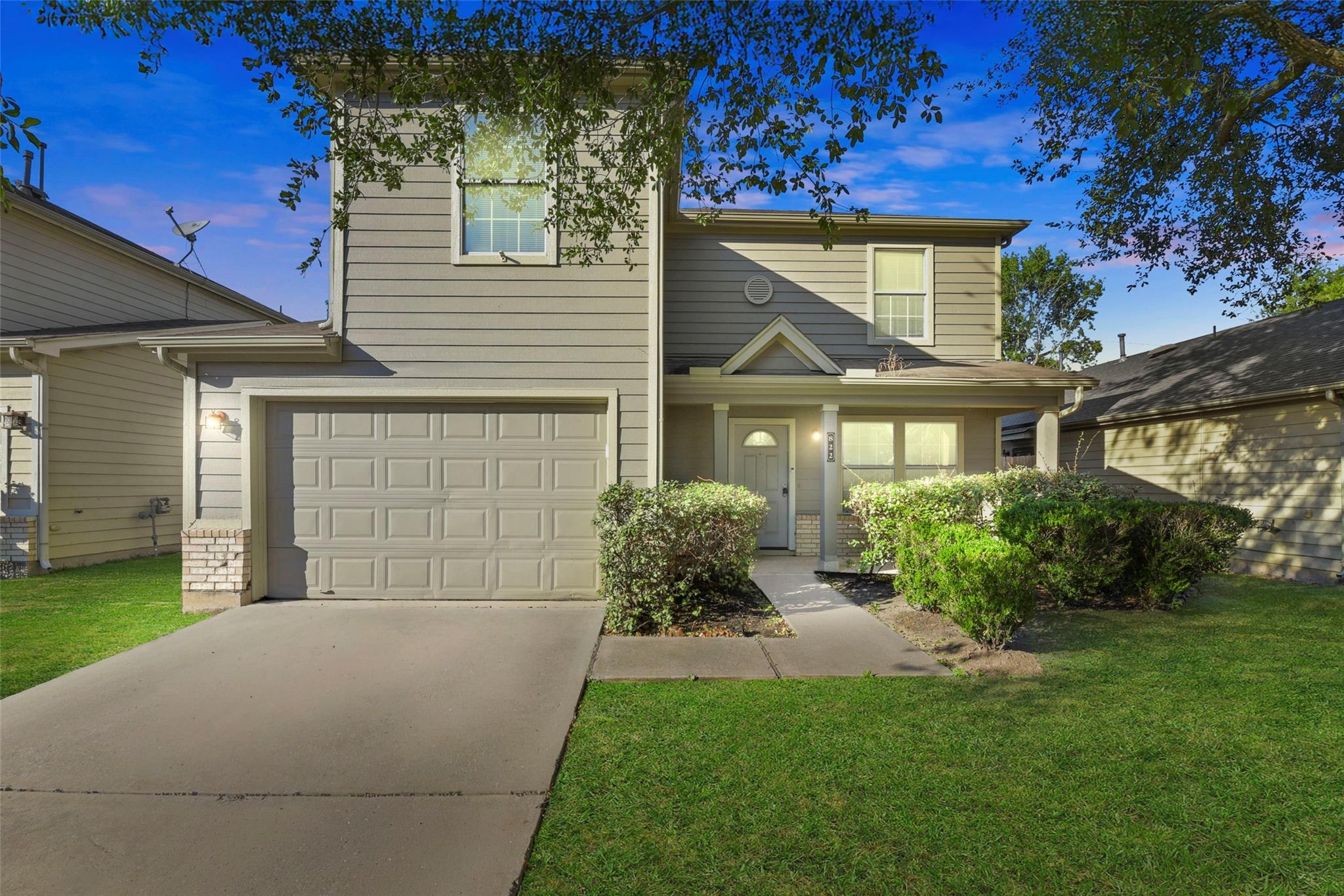 822 Grand Plains Drive — photo