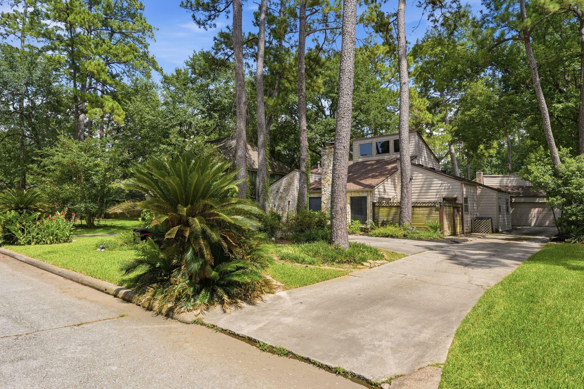 6611 Rippling Hollow Drive — photo