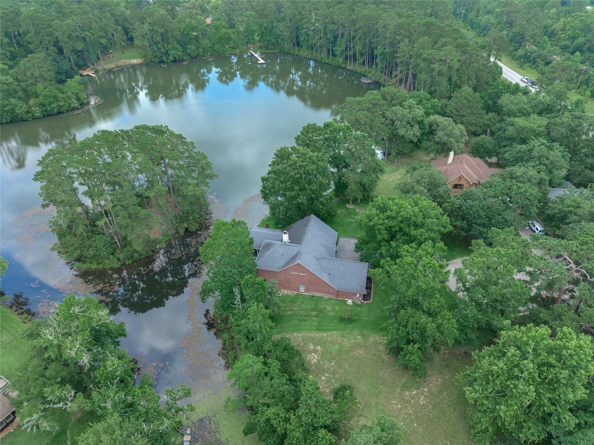 9151 Lakeside Circle — photo