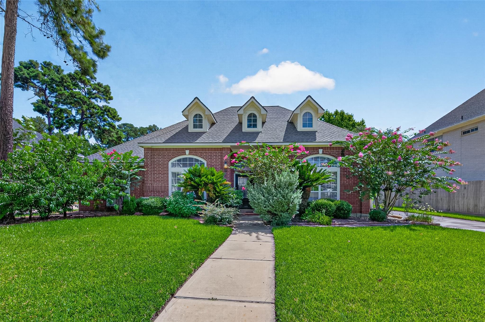 18822 Mountain Shade Drive — photo