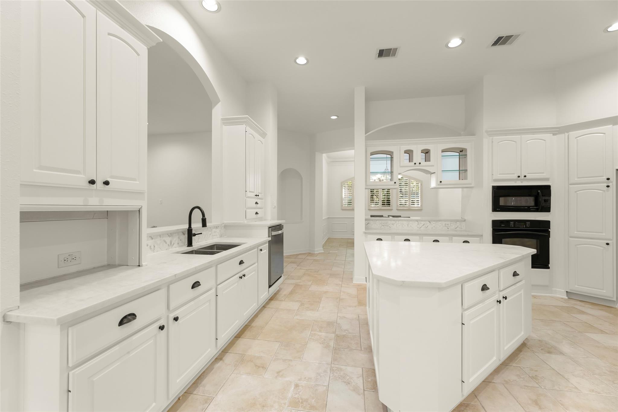 1211 Sterling Court — photo