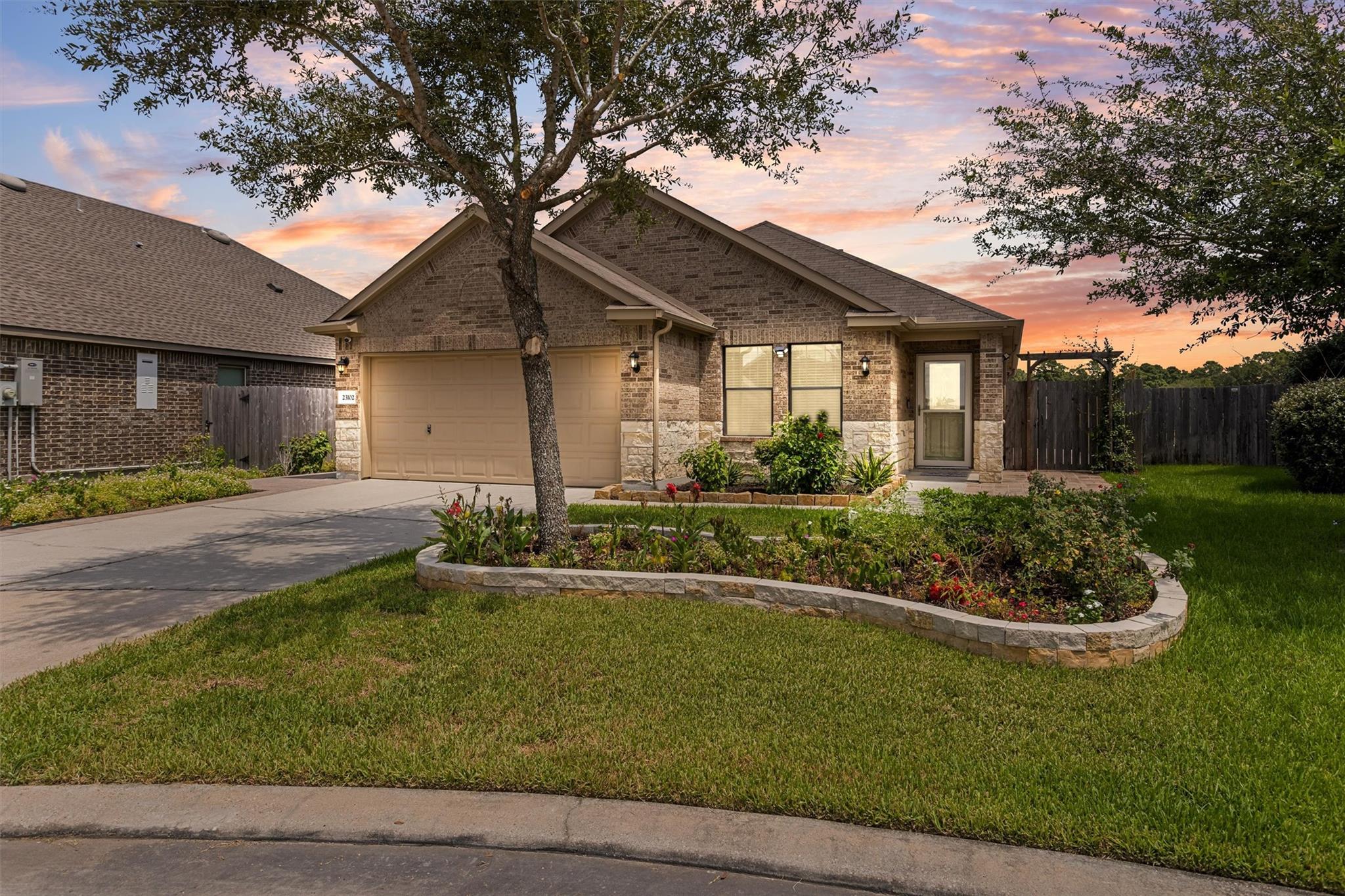 23102 Red Birch Court — photo