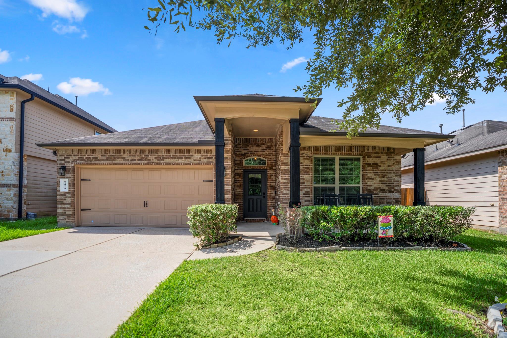 9474 E Woodmark, Conroe, TX 77304 — photo 2