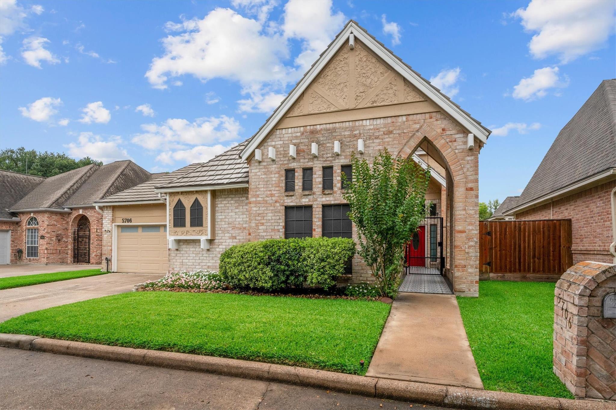 5706 Glen Mist Lane — photo