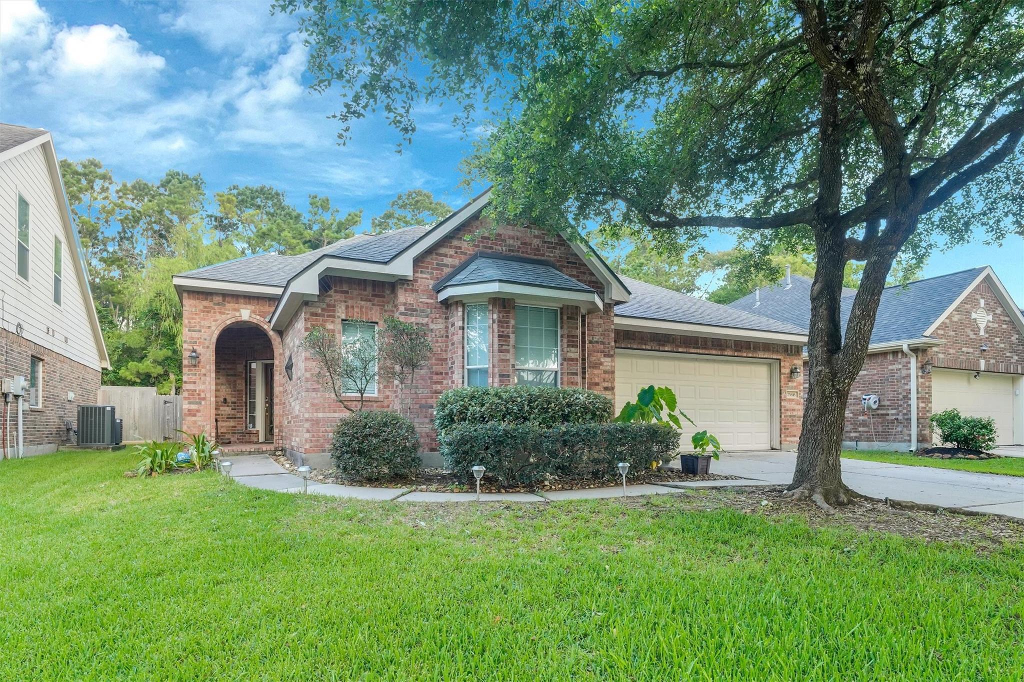 25616 Tiverton Forest Court — photo