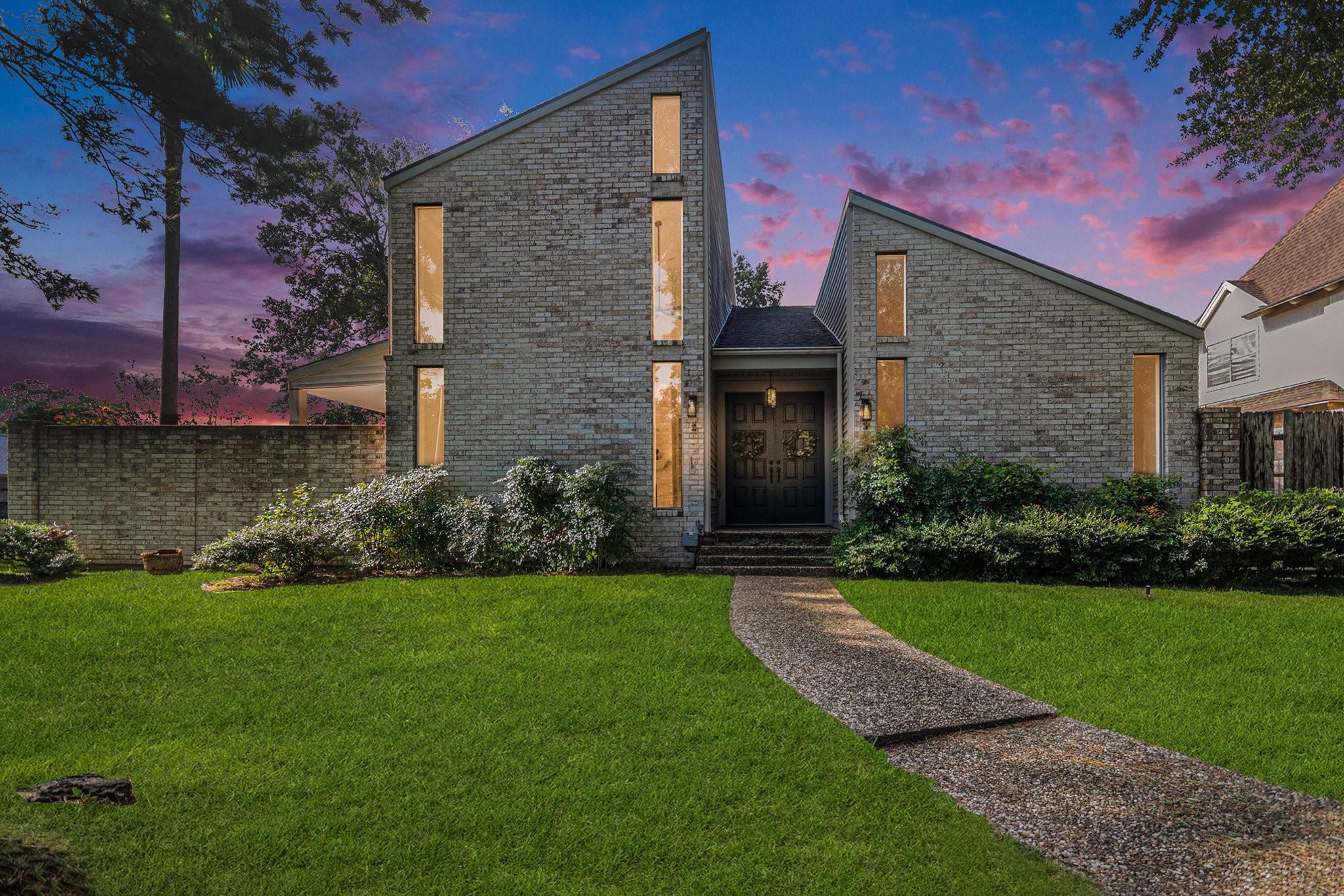 4334 Lake Grove Drive — photo