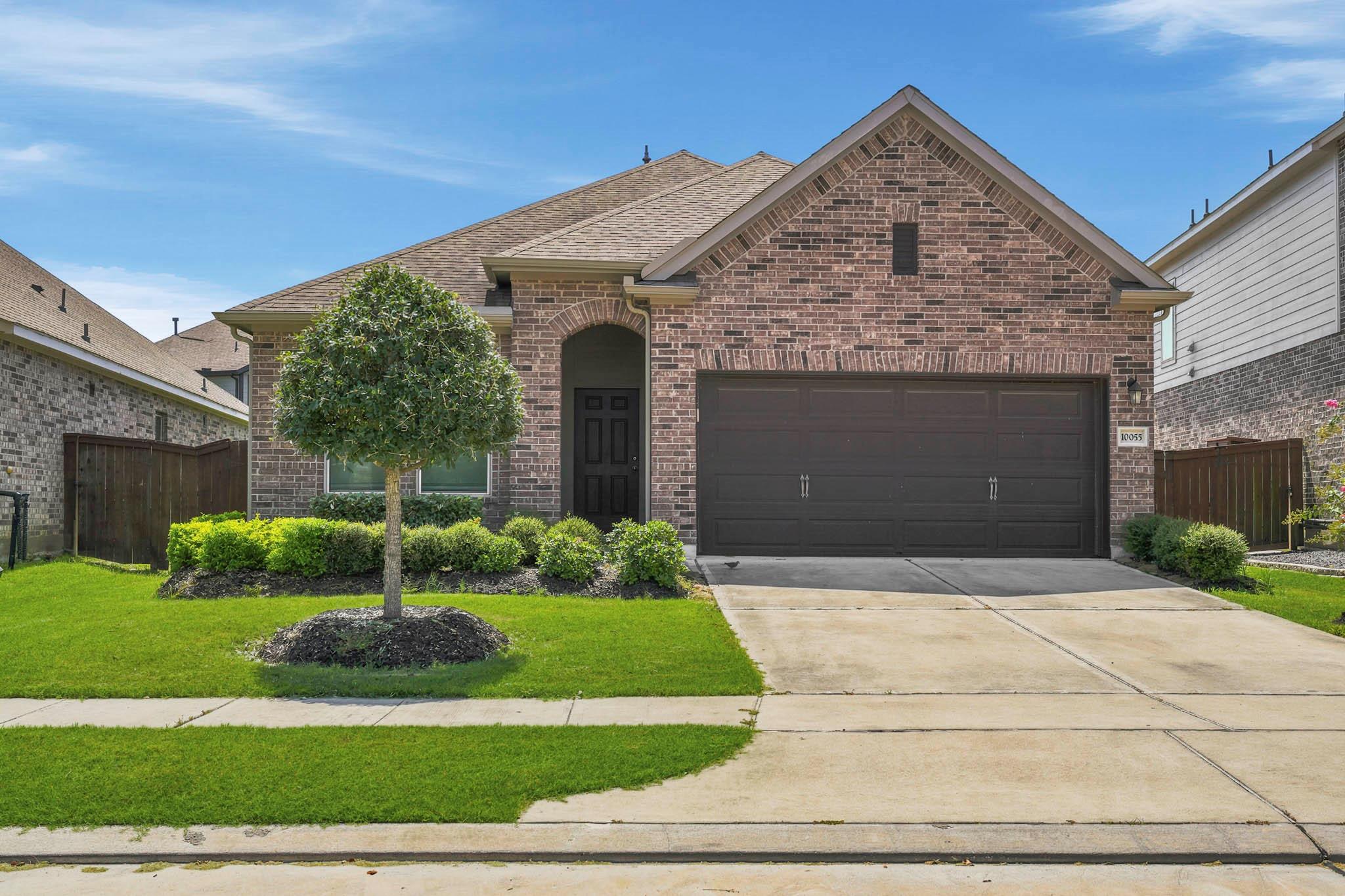 10055 Napier Drive — photo