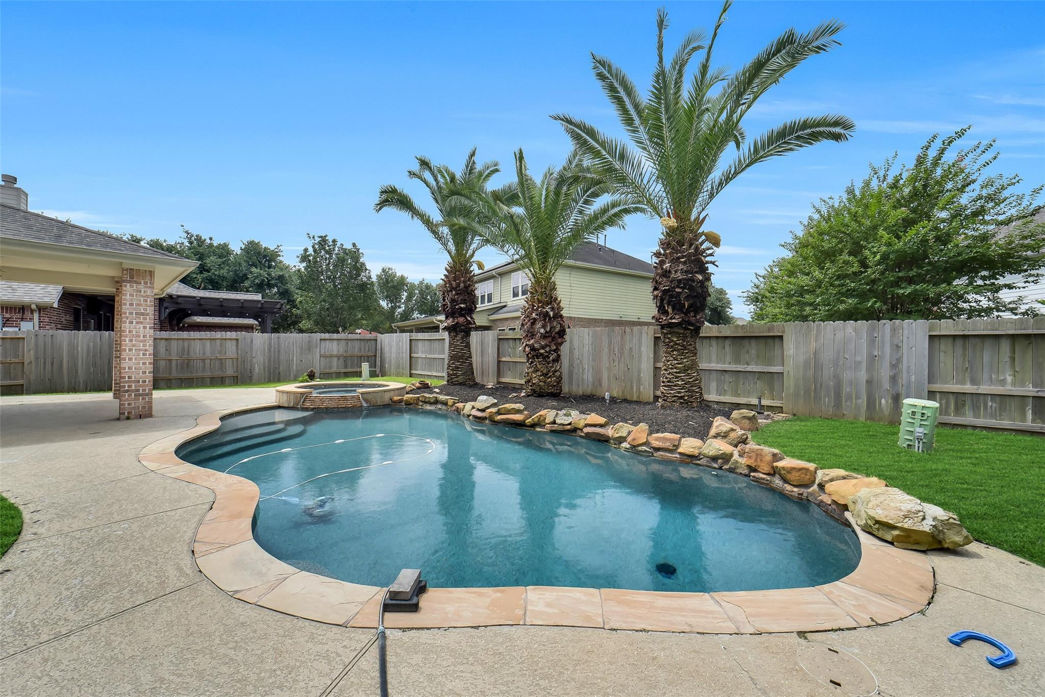 25911 Shady Dawn Lane — photo