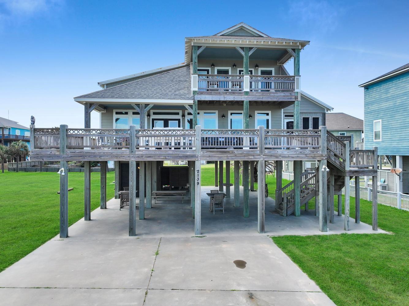 2139 Gulf, Crystal Beach, TX 77650 — photo 3