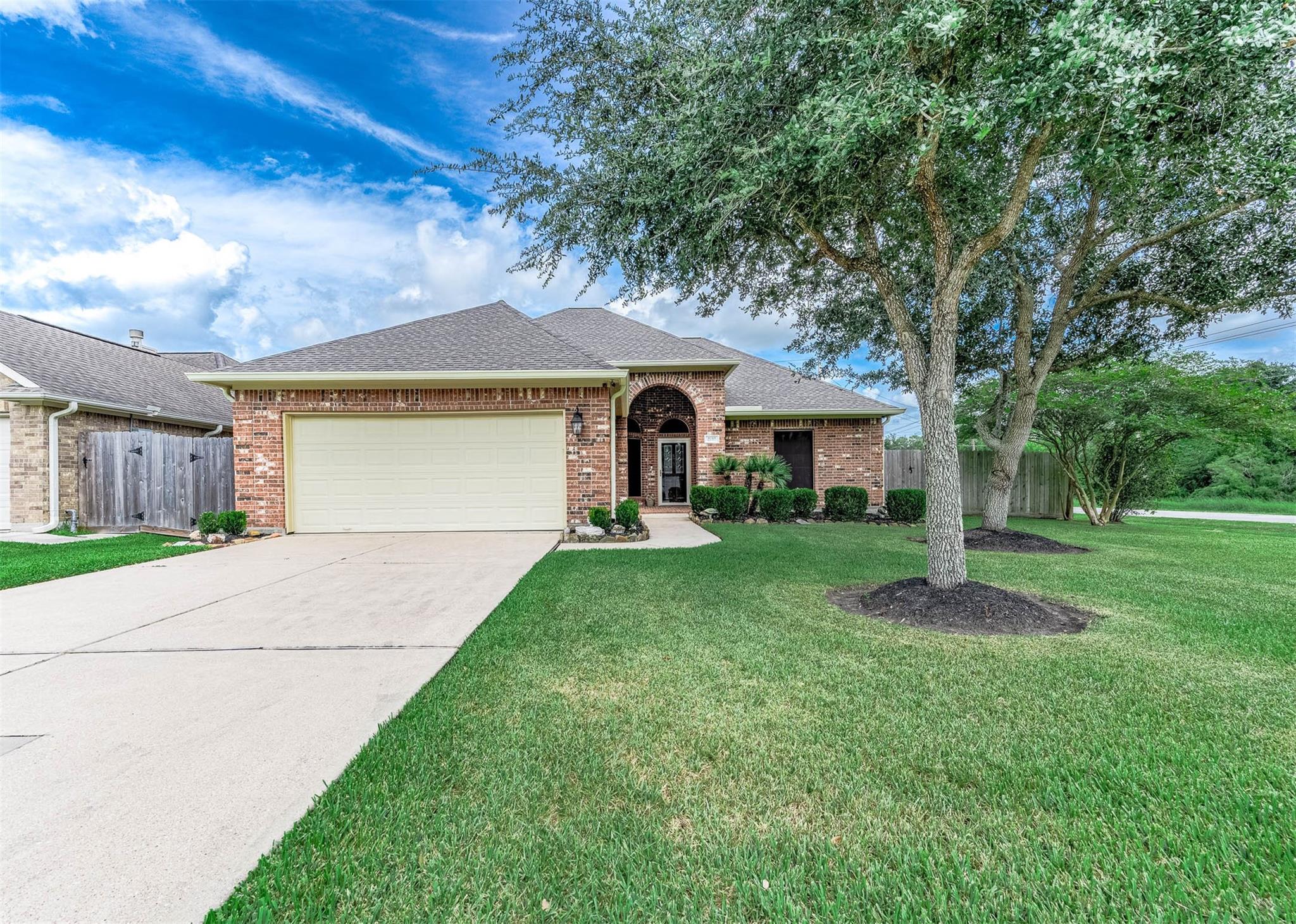 2237 Jernigan Ford — photo