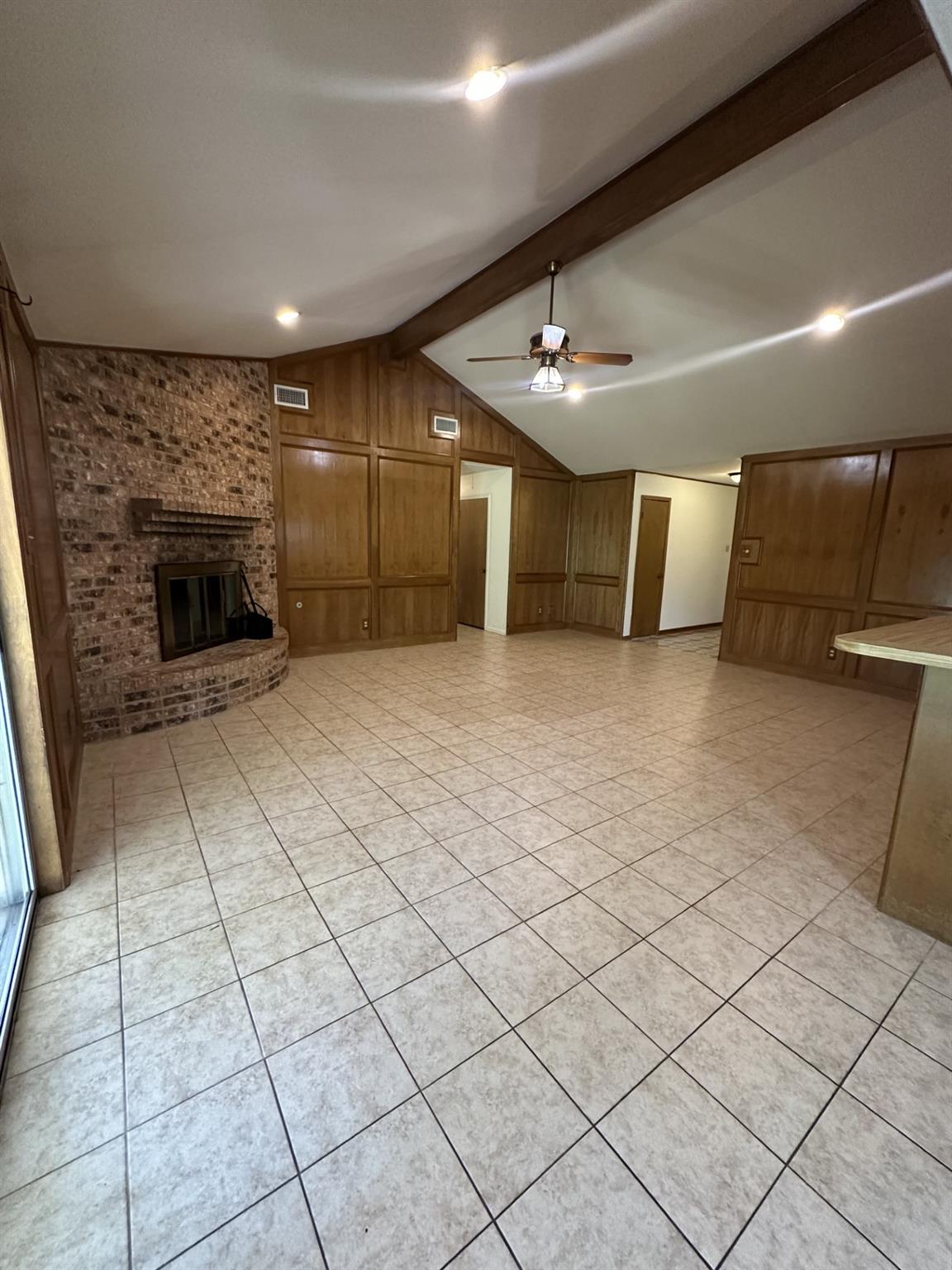 1003 Allison, Brenham, TX 77833 — photo 2