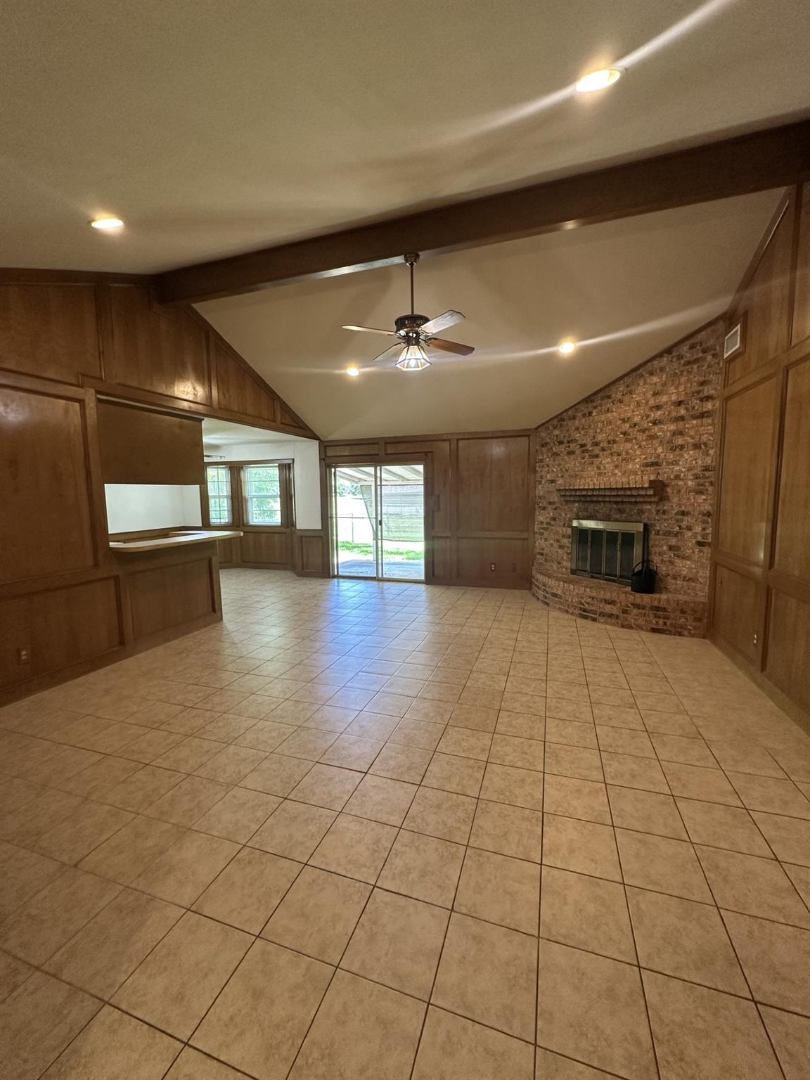 1003 Allison, Brenham, TX 77833 — photo 3