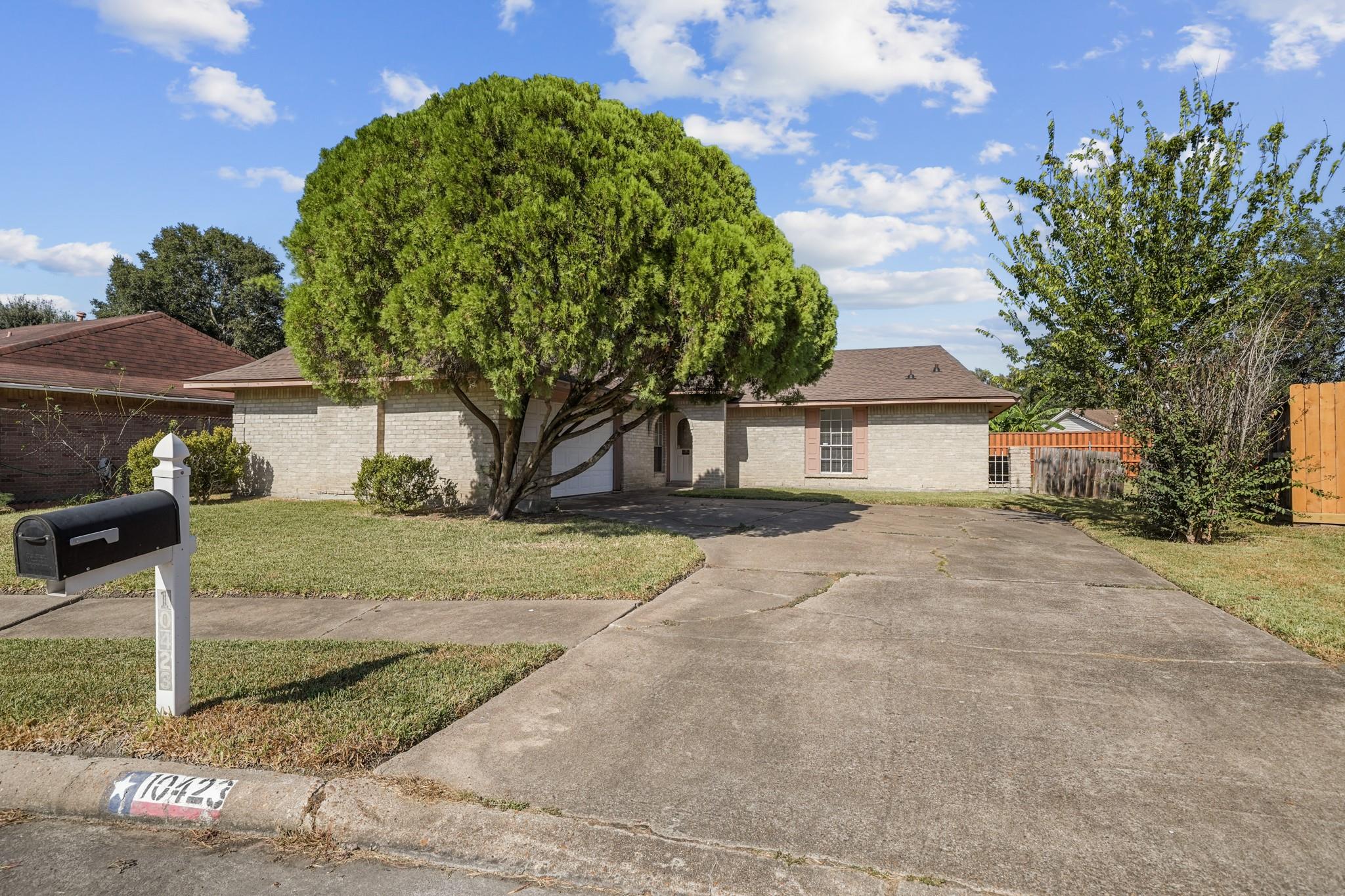 10423 Sageburrow Drive — photo