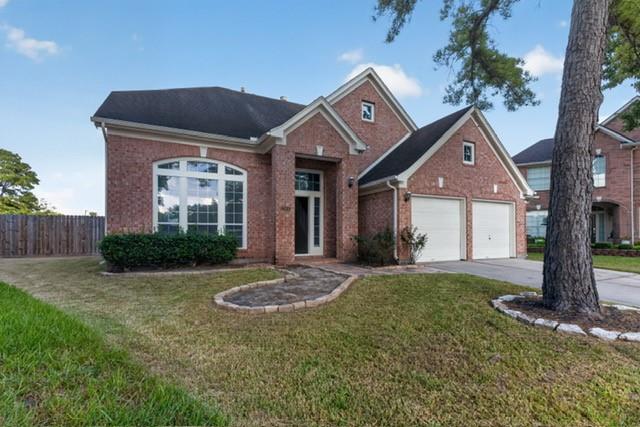 2902 Napoleonic Court — photo
