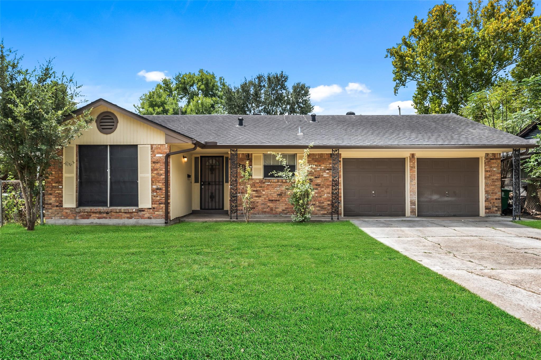 6003 Heatherbrook Drive — photo