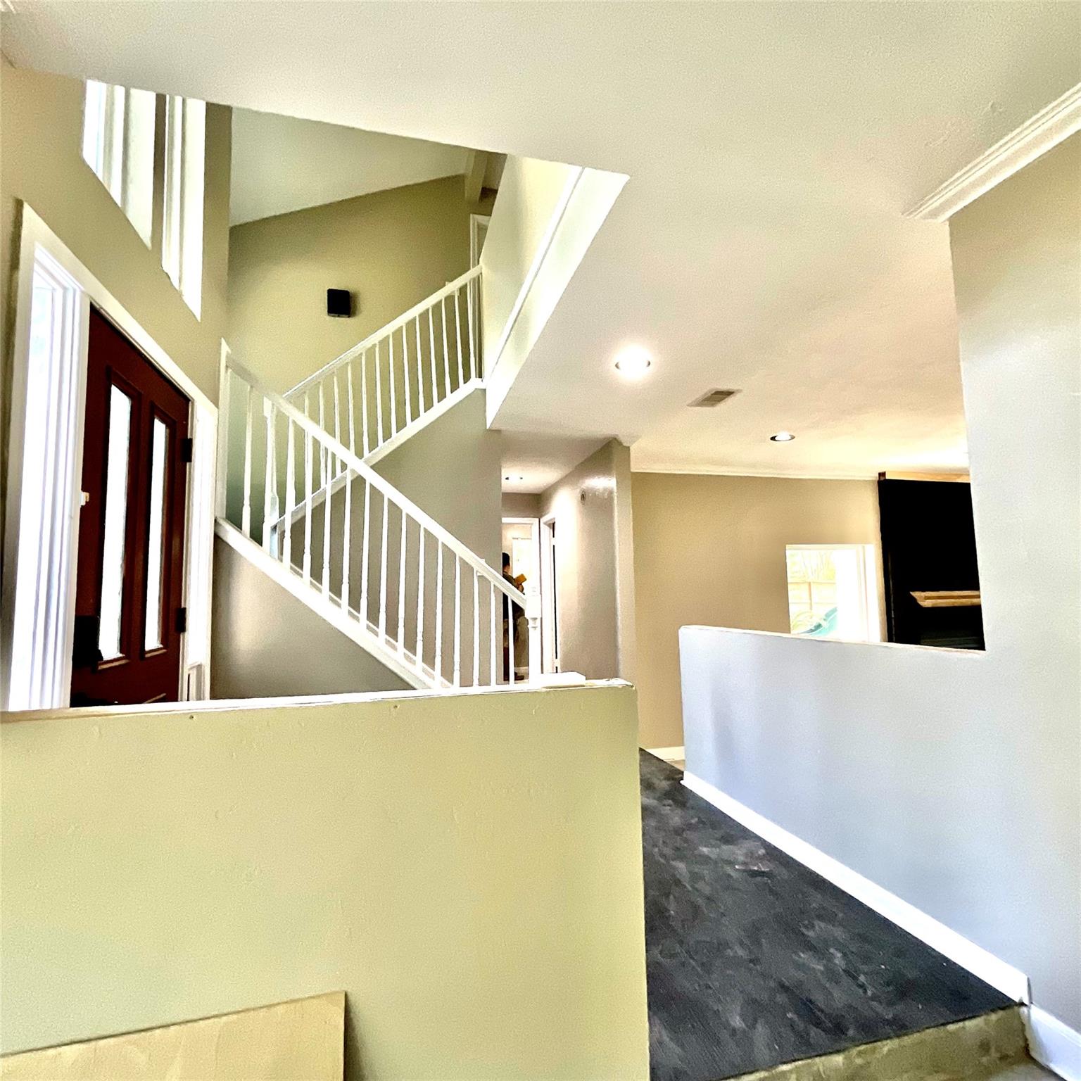 122 April Wind Drive E, Conroe, TX 77356 — photo 3