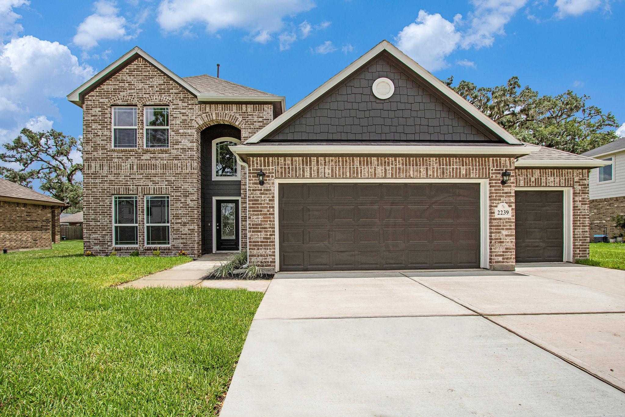 2239 Lakewood Drive — photo