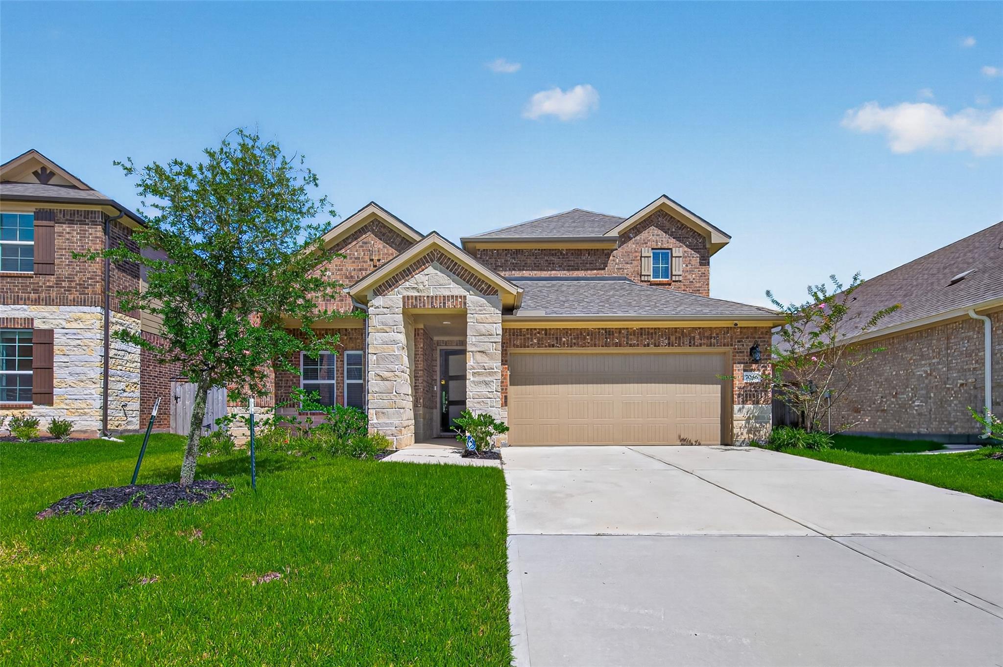 7046 Lauren Oak Drive — photo