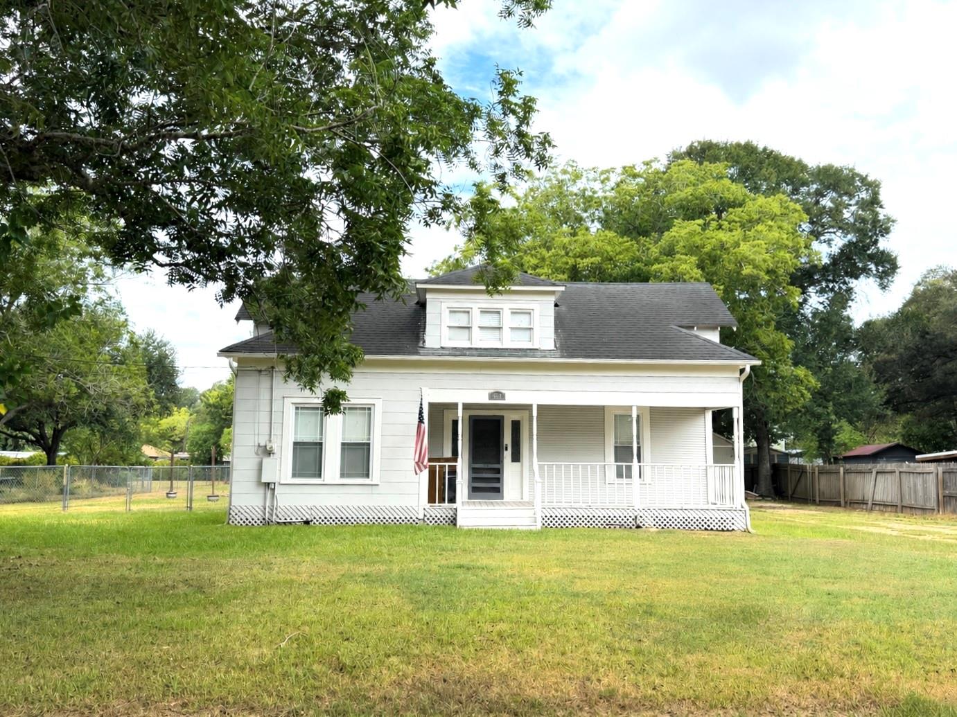 322 Fitzgerald Street — photo