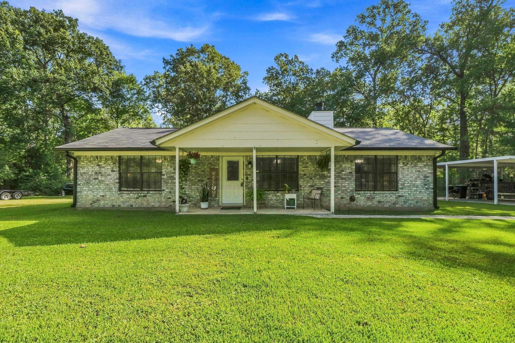 215 Lazy Oak Drive — photo