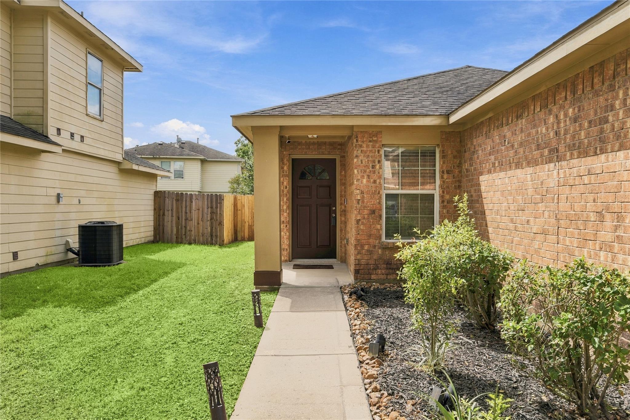 20511 Holly Barr Lane — photo